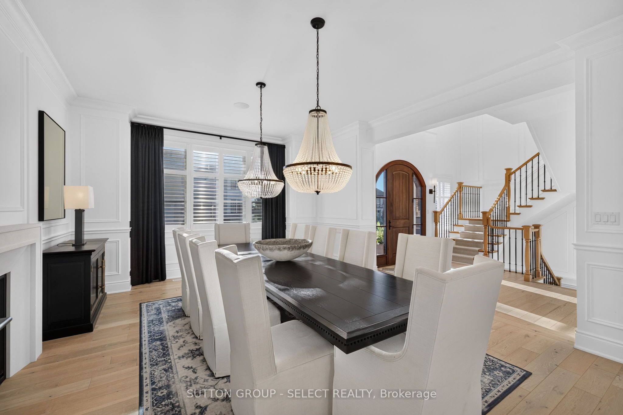 1764 Upper West Avenue Property Photo 7