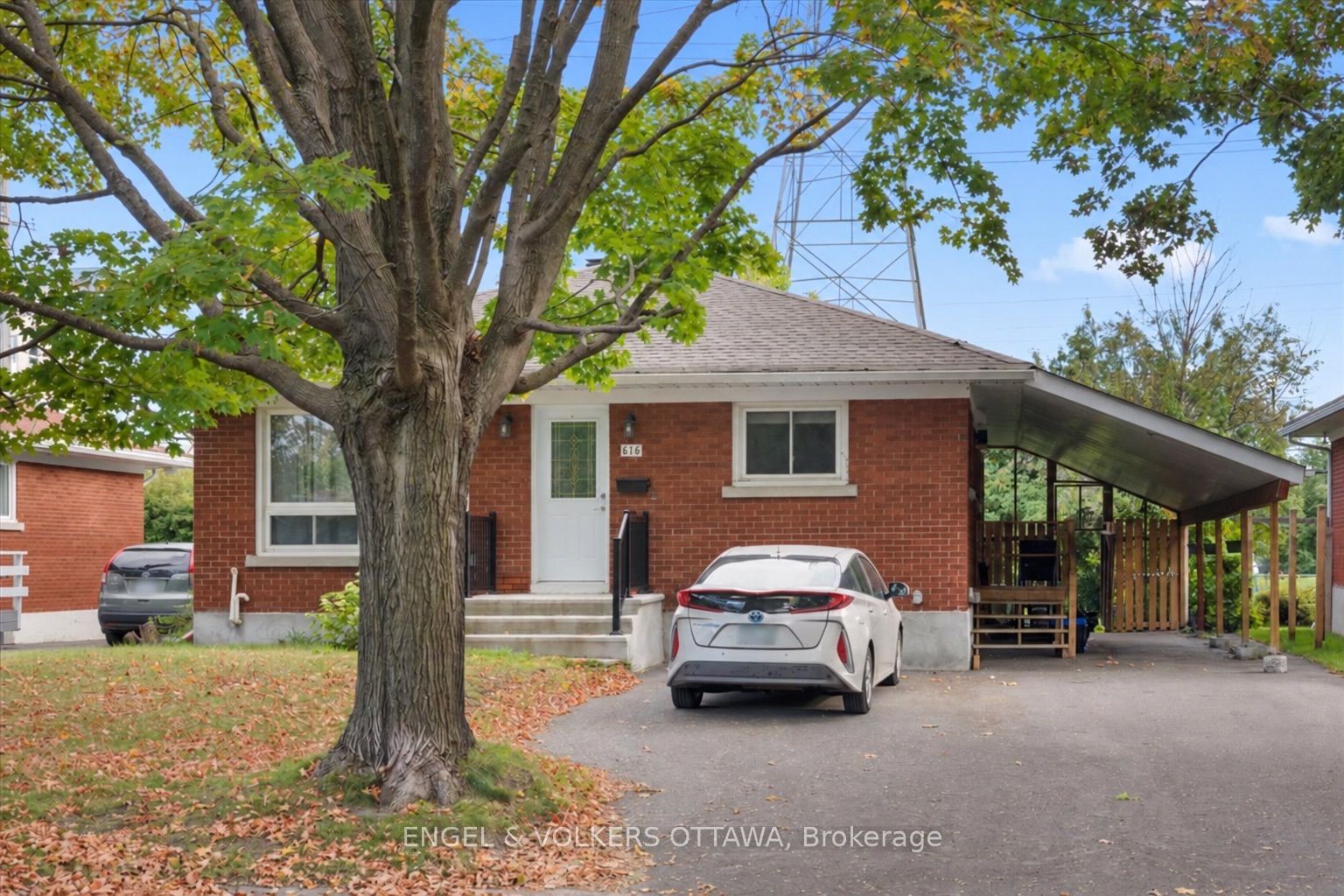 616 Browning Avenue B Property Photo 1