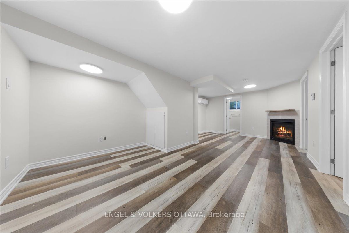 616 Browning Avenue B Property Photo 6