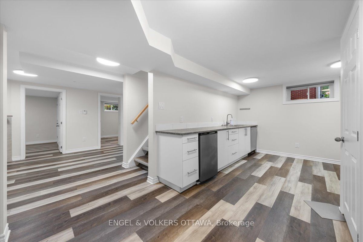 616 Browning Avenue B Property Photo 8