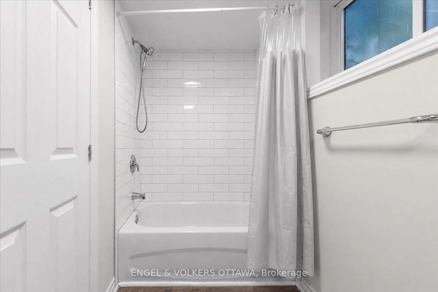 616 Browning Avenue B Property Photo 17