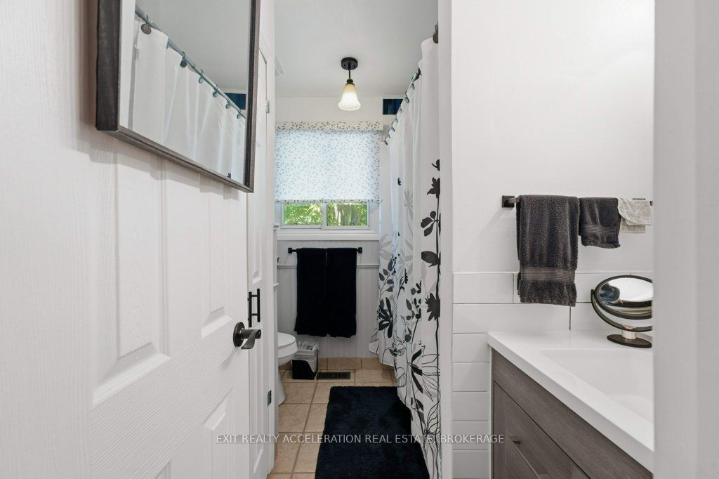 210 Union Street Property Photo 15