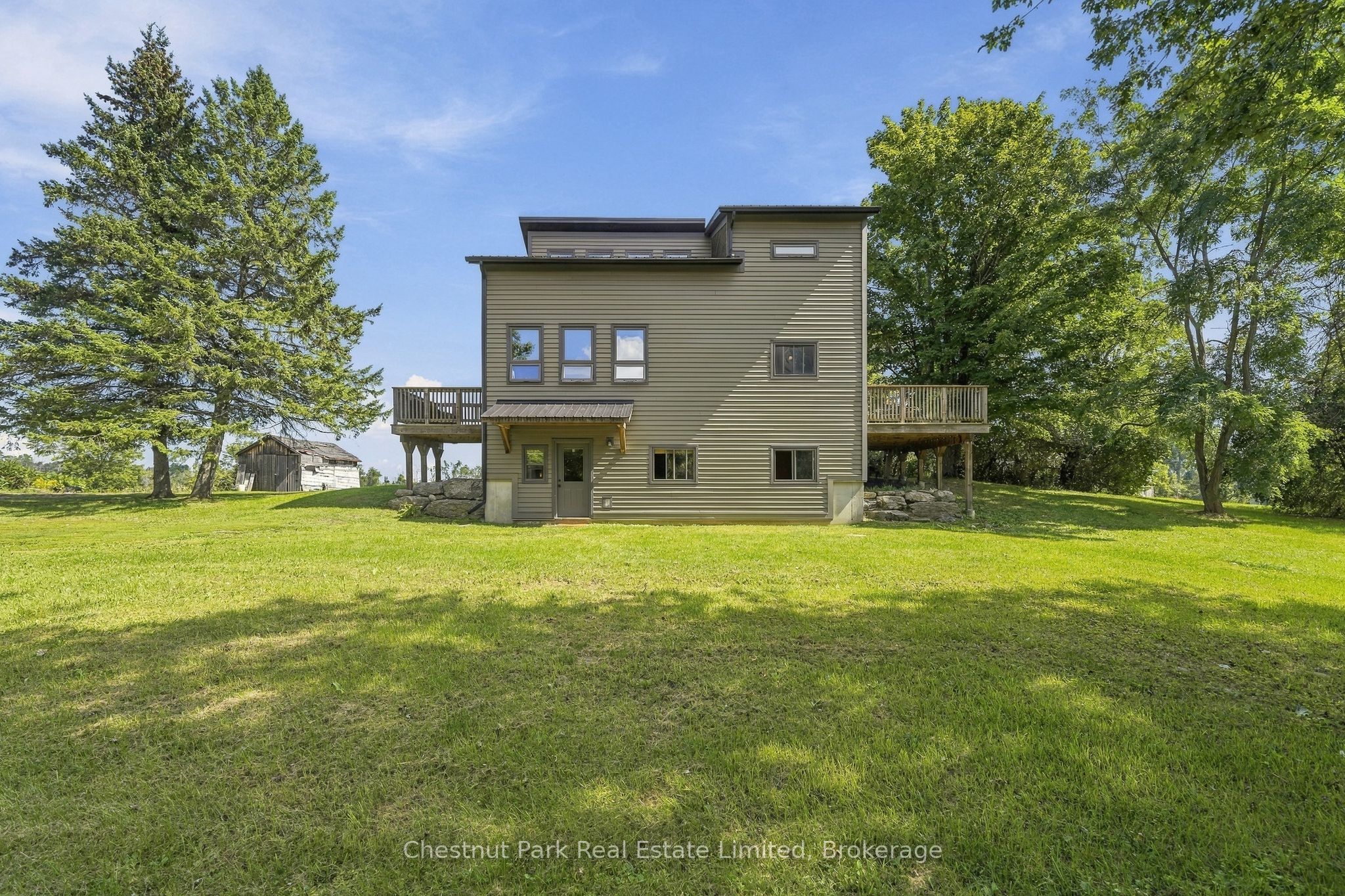 36 Gun Club Road Property Photo 5