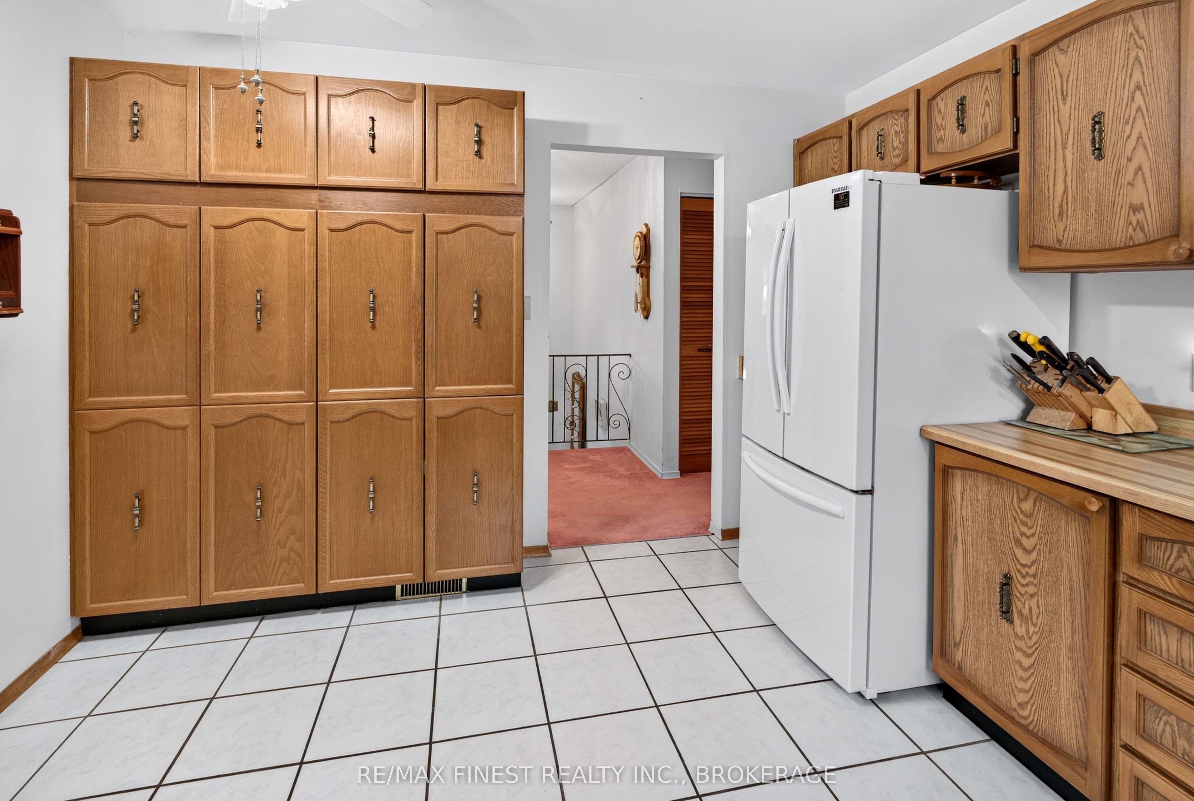 925 Kenshaw Street Property Photo 17