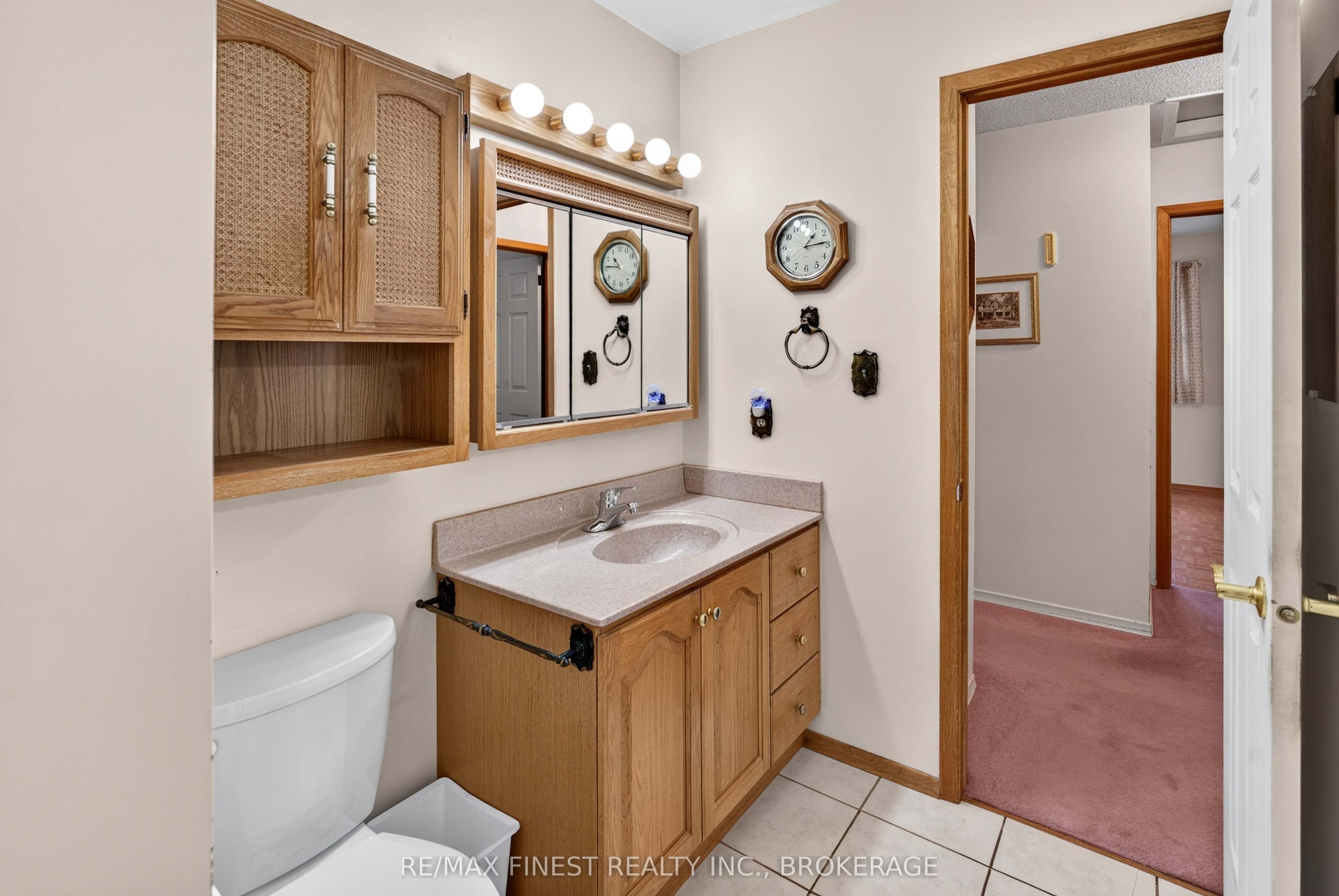 925 Kenshaw Street Property Photo 23