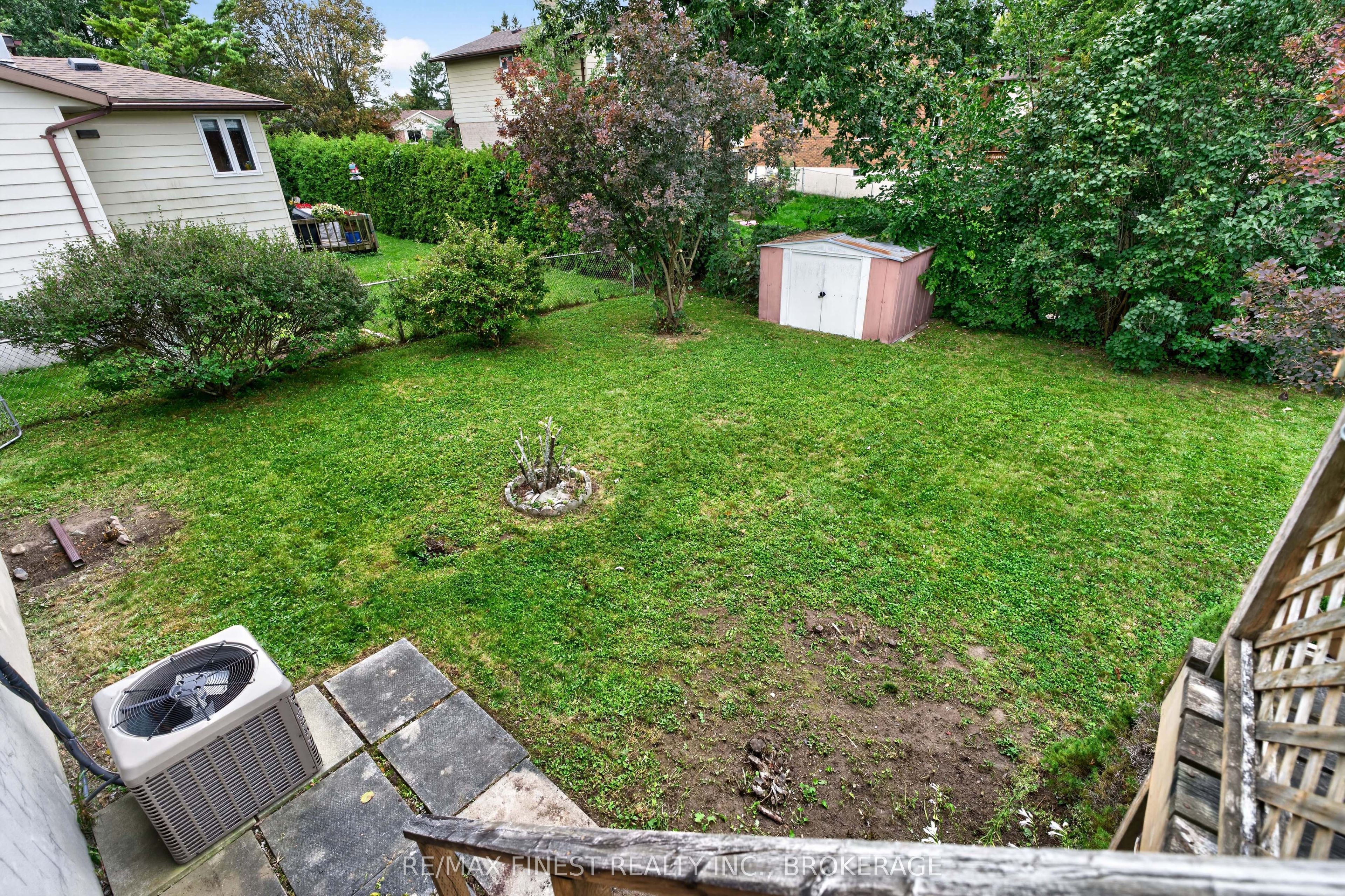 925 Kenshaw Street Property Photo 43