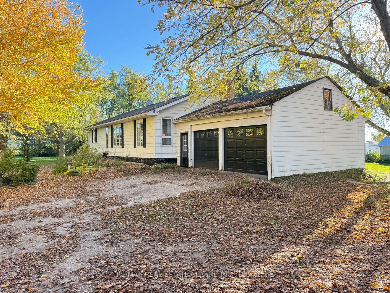 595362 Blind Line Property Photo 4