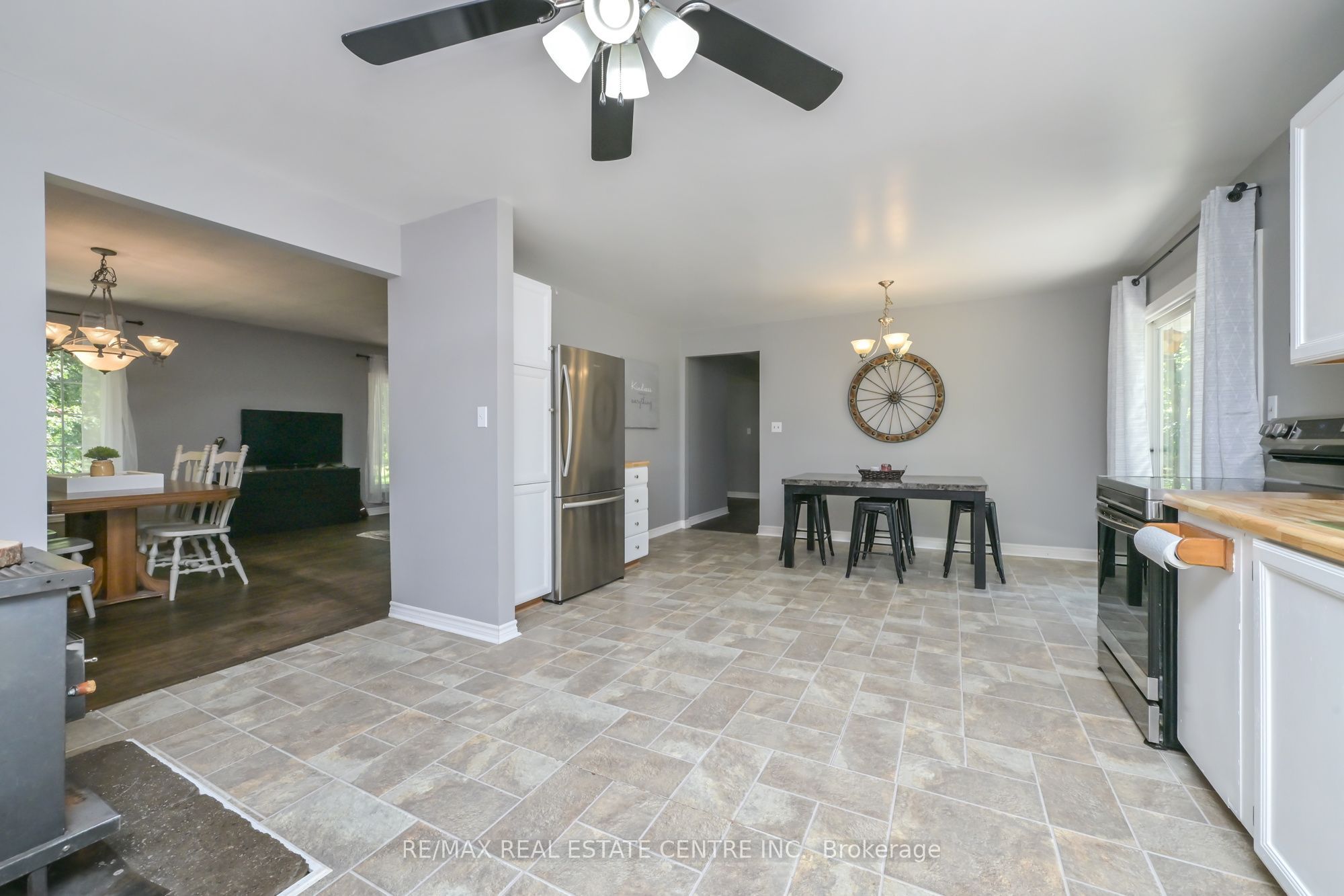 595362 Blind Line Property Photo 8