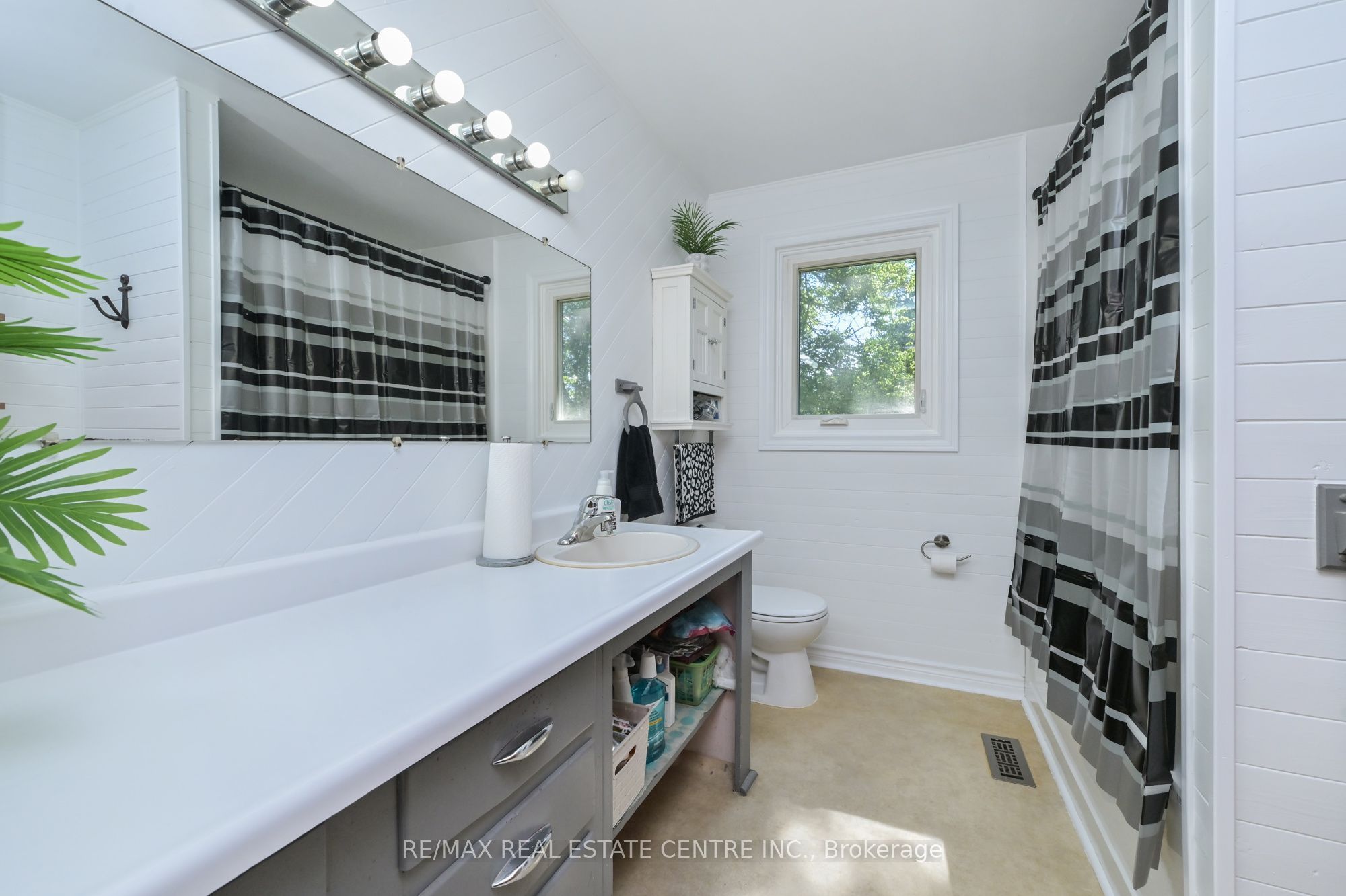 595362 Blind Line Property Photo 18