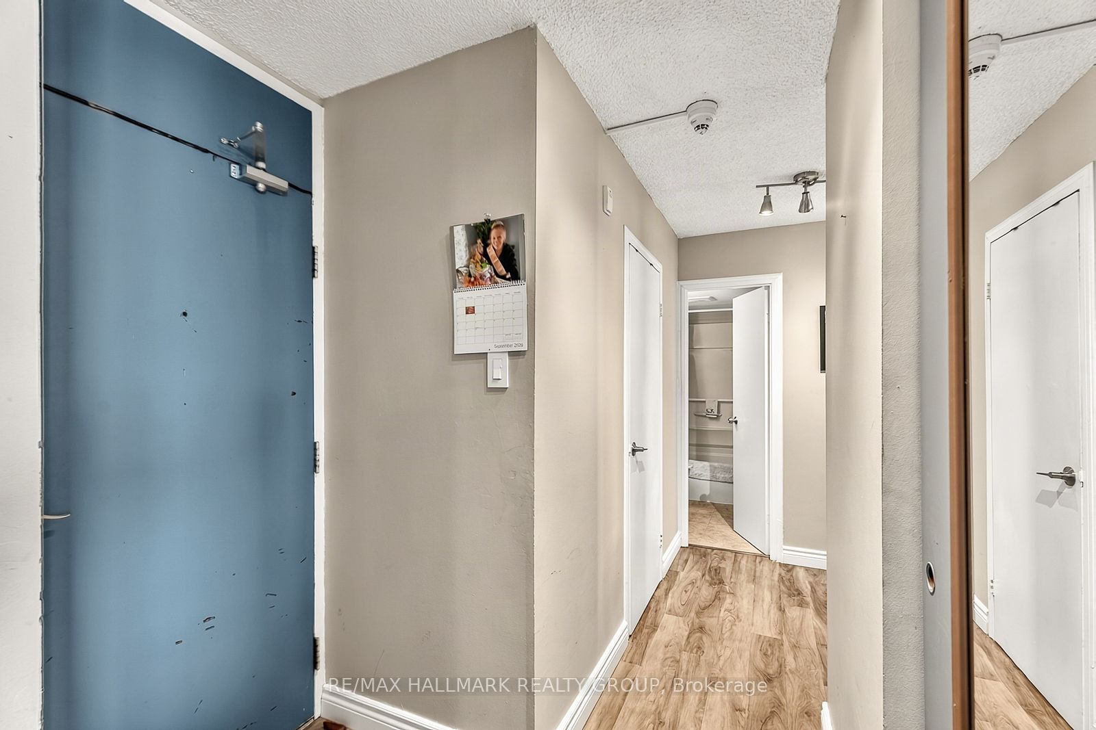 2000 Jasmine Crescent 705 Property Photo 6