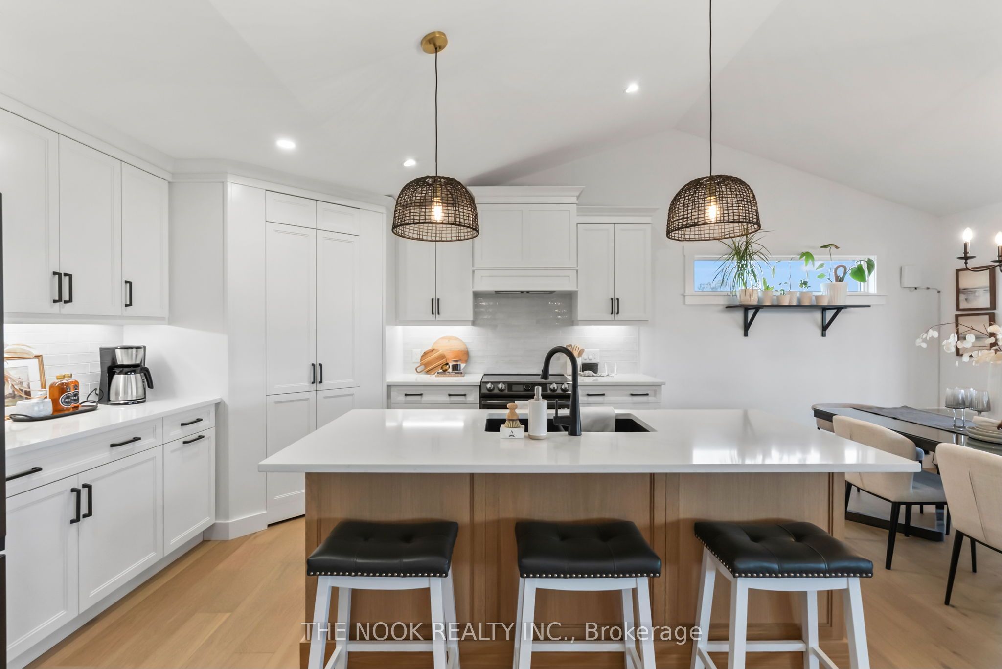 3557 Blessington Road Property Photo 11