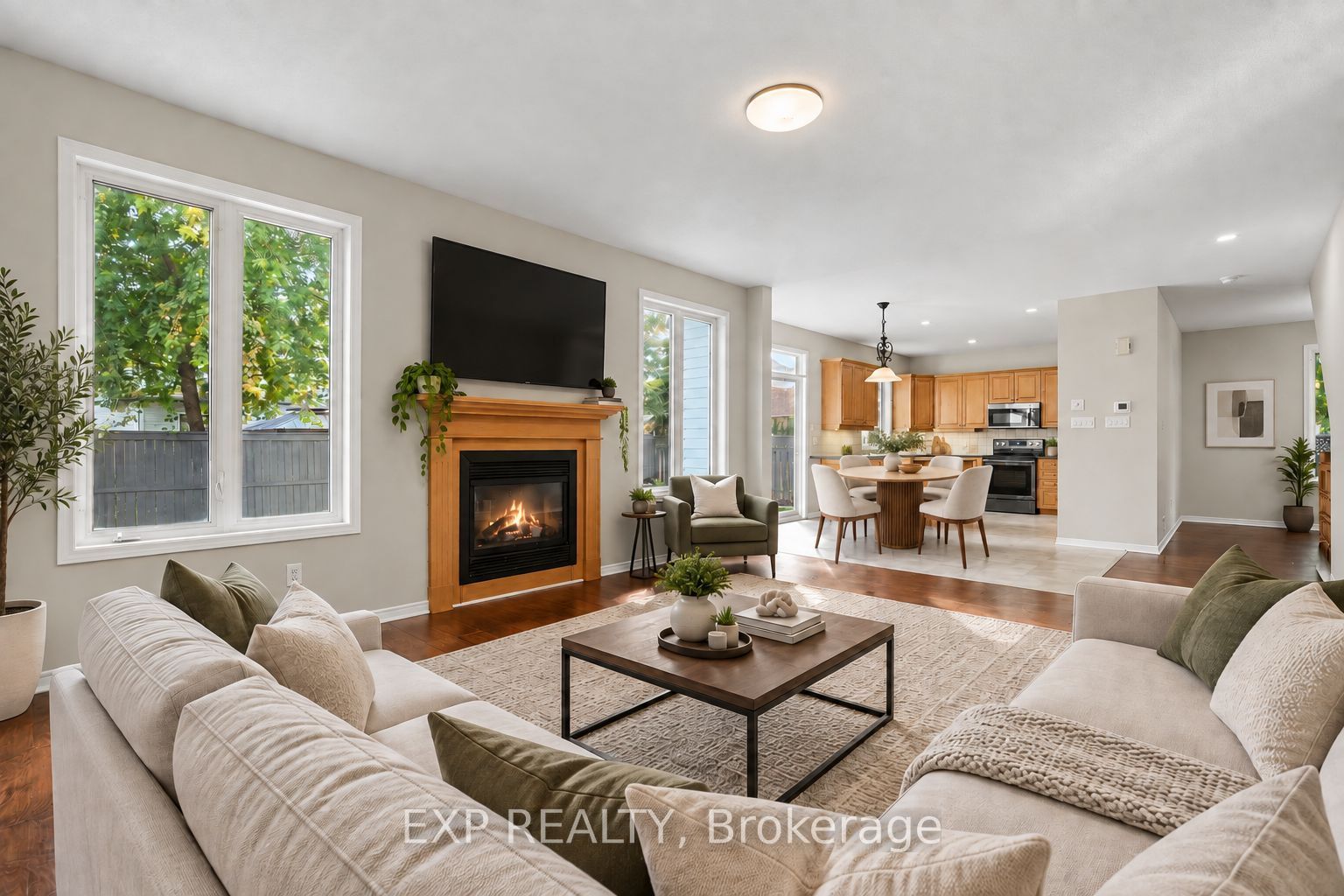 203 Harbour View Street Property Photo 8