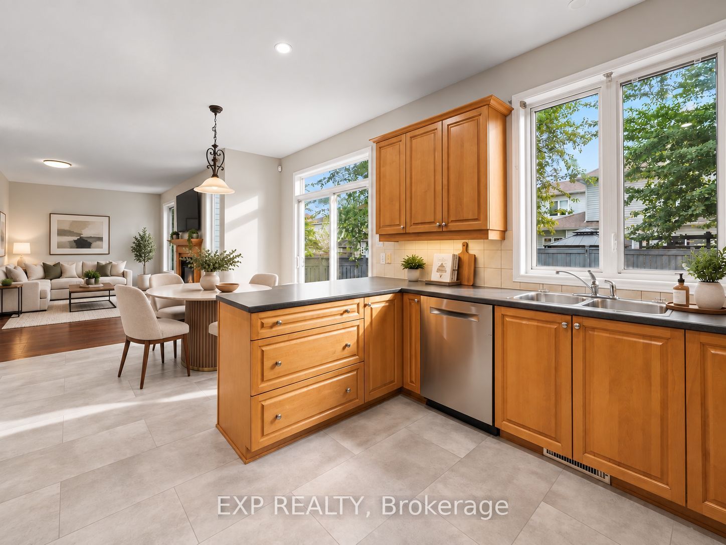 203 Harbour View Street Property Photo 11