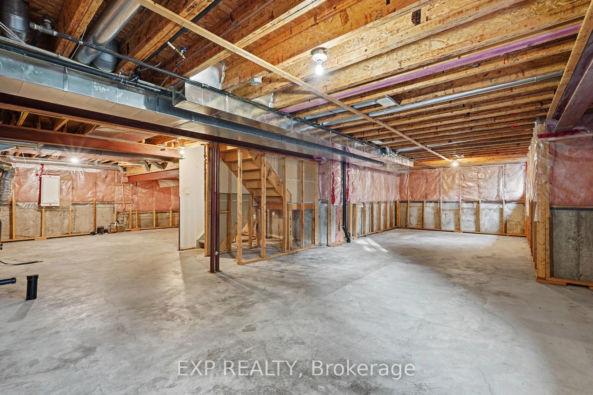 203 Harbour View Street Property Photo 24