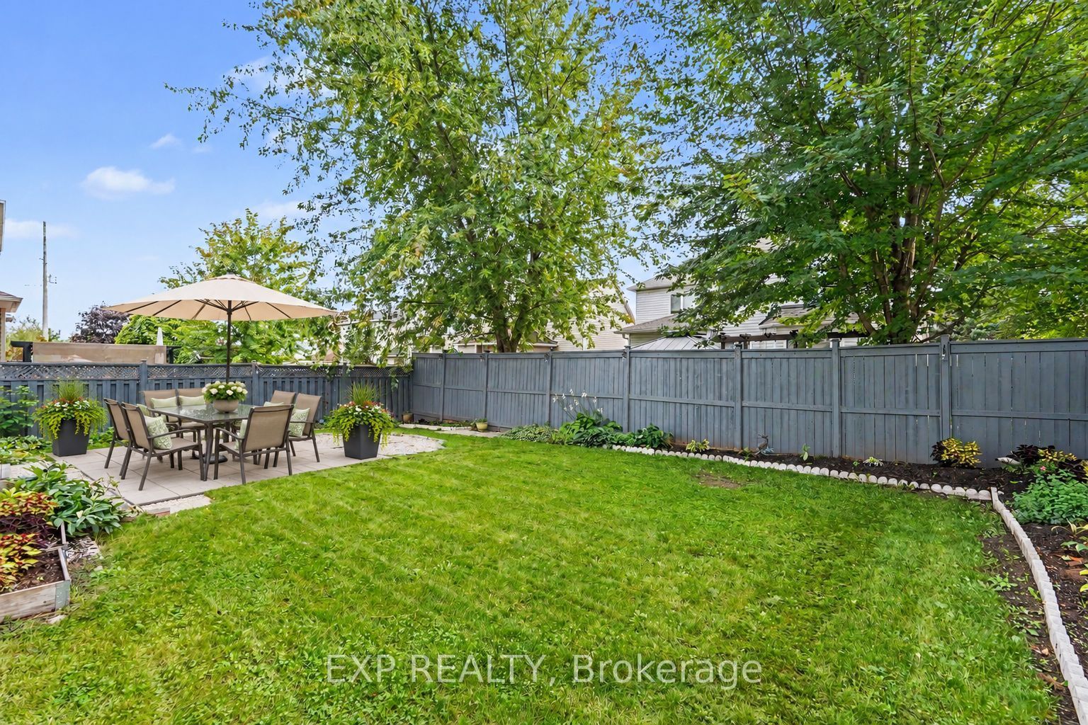 203 Harbour View Street Property Photo 27