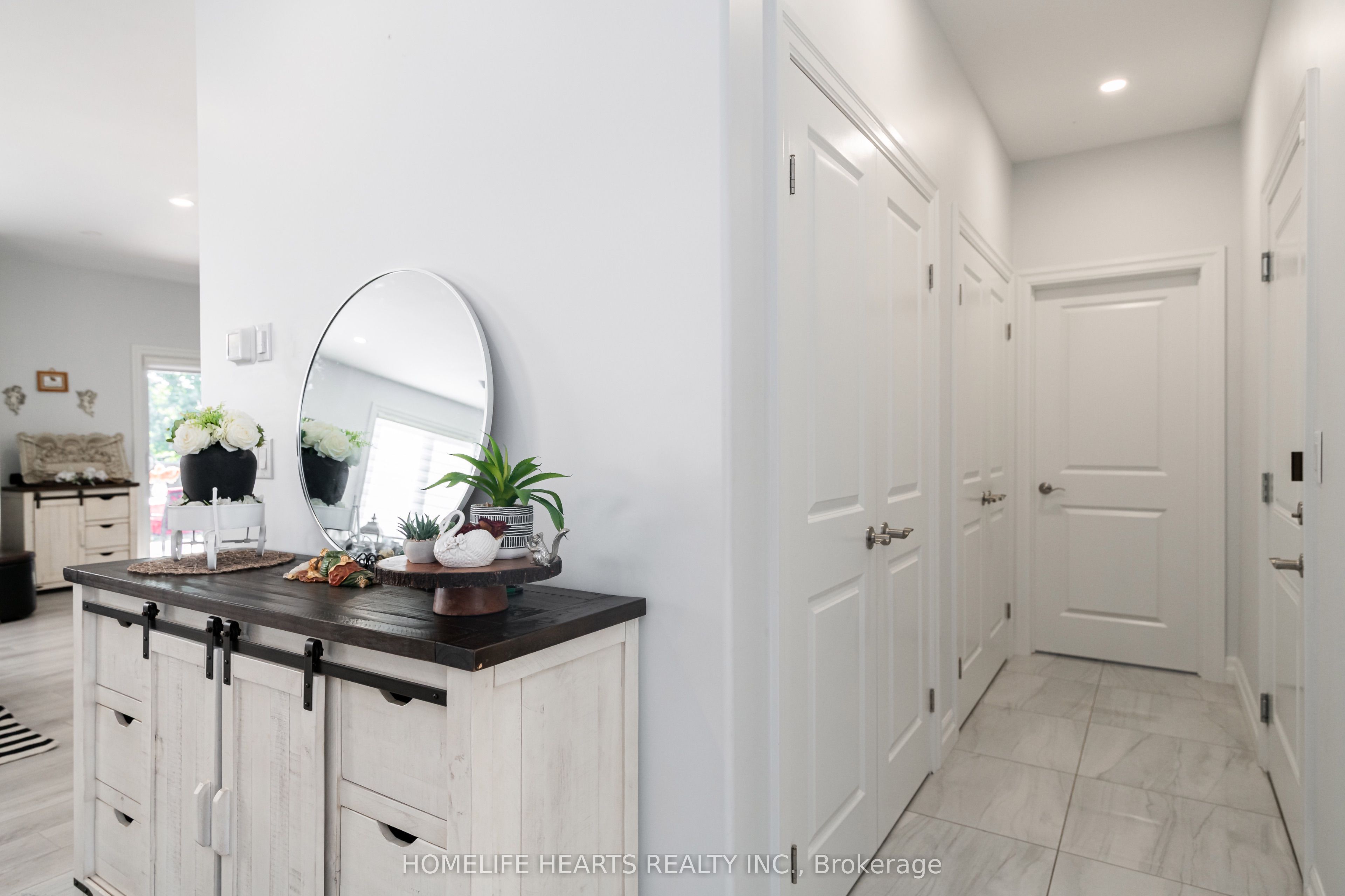 66 Peachtree Lane Property Photo 3