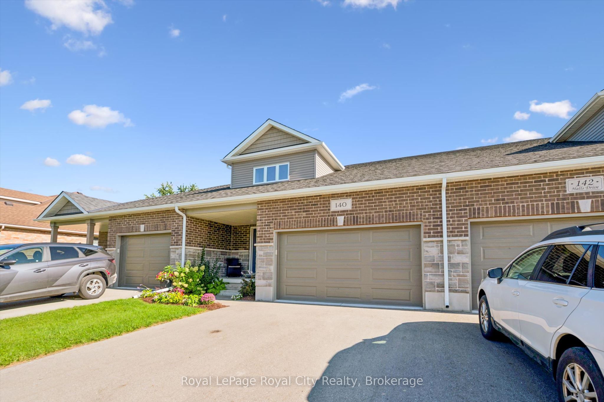140 Halls Drive Property Photo 2