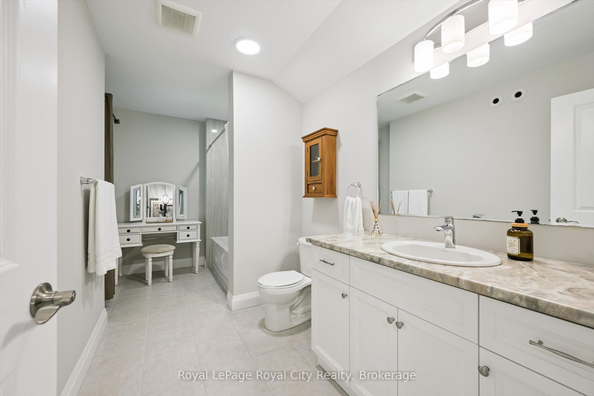 140 Halls Drive Property Photo 24