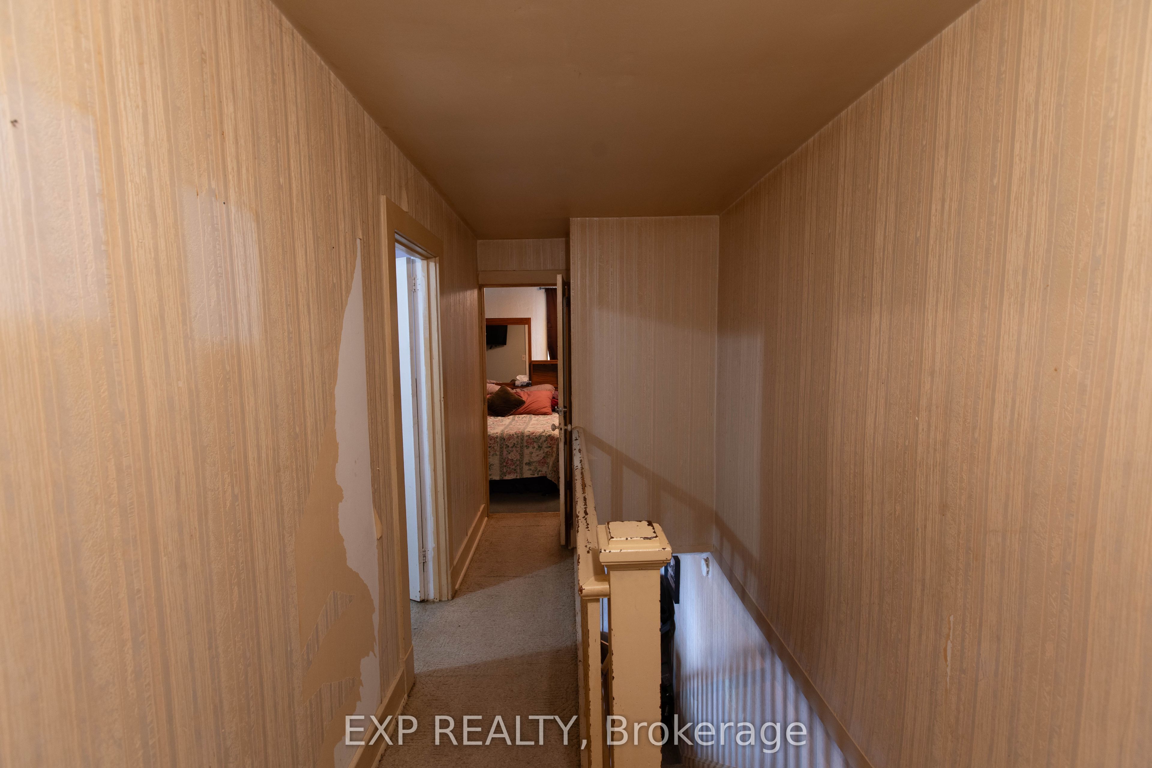301-303 Fourth Street W Property Photo 6