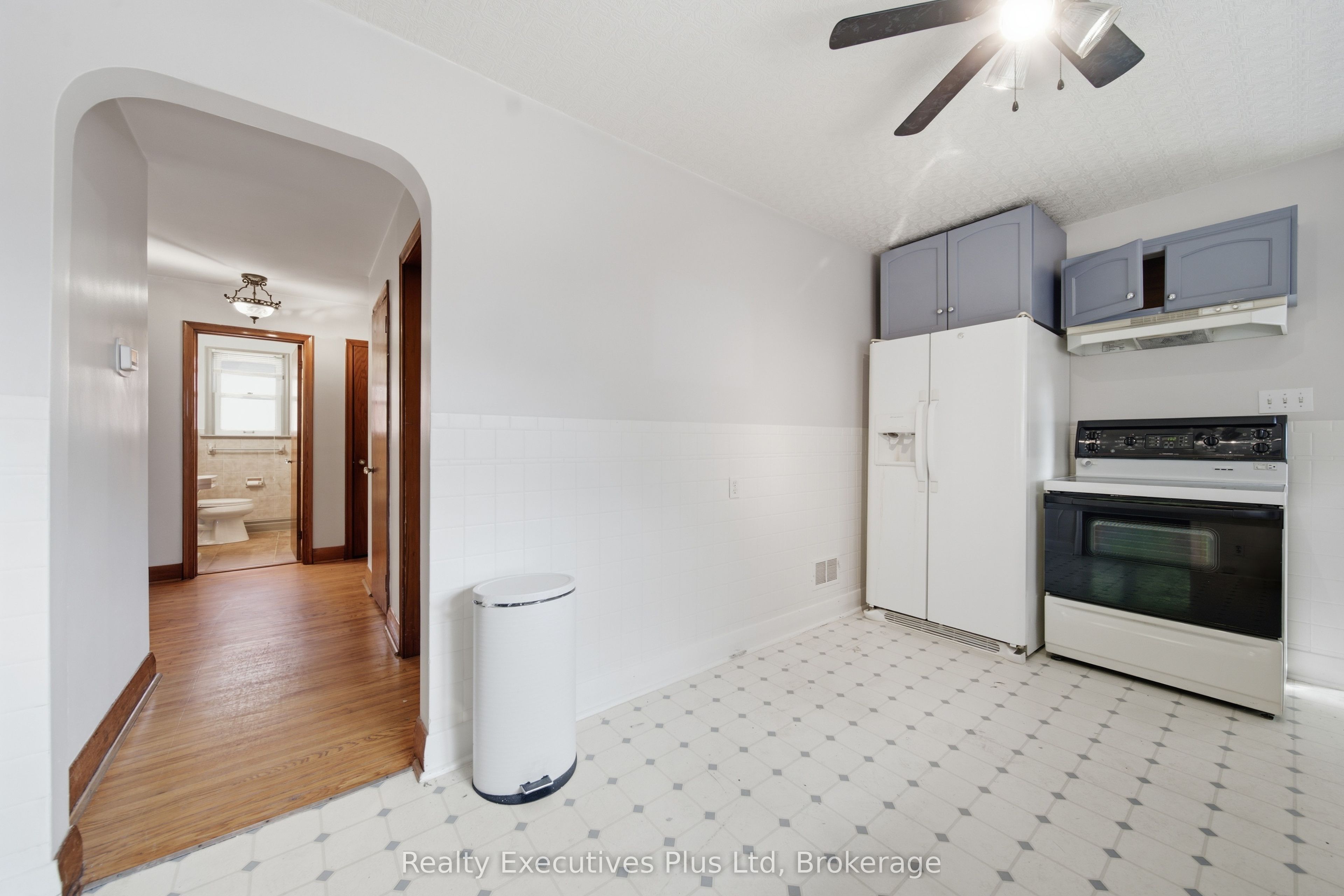 361 Metcalfe Street Property Photo 9