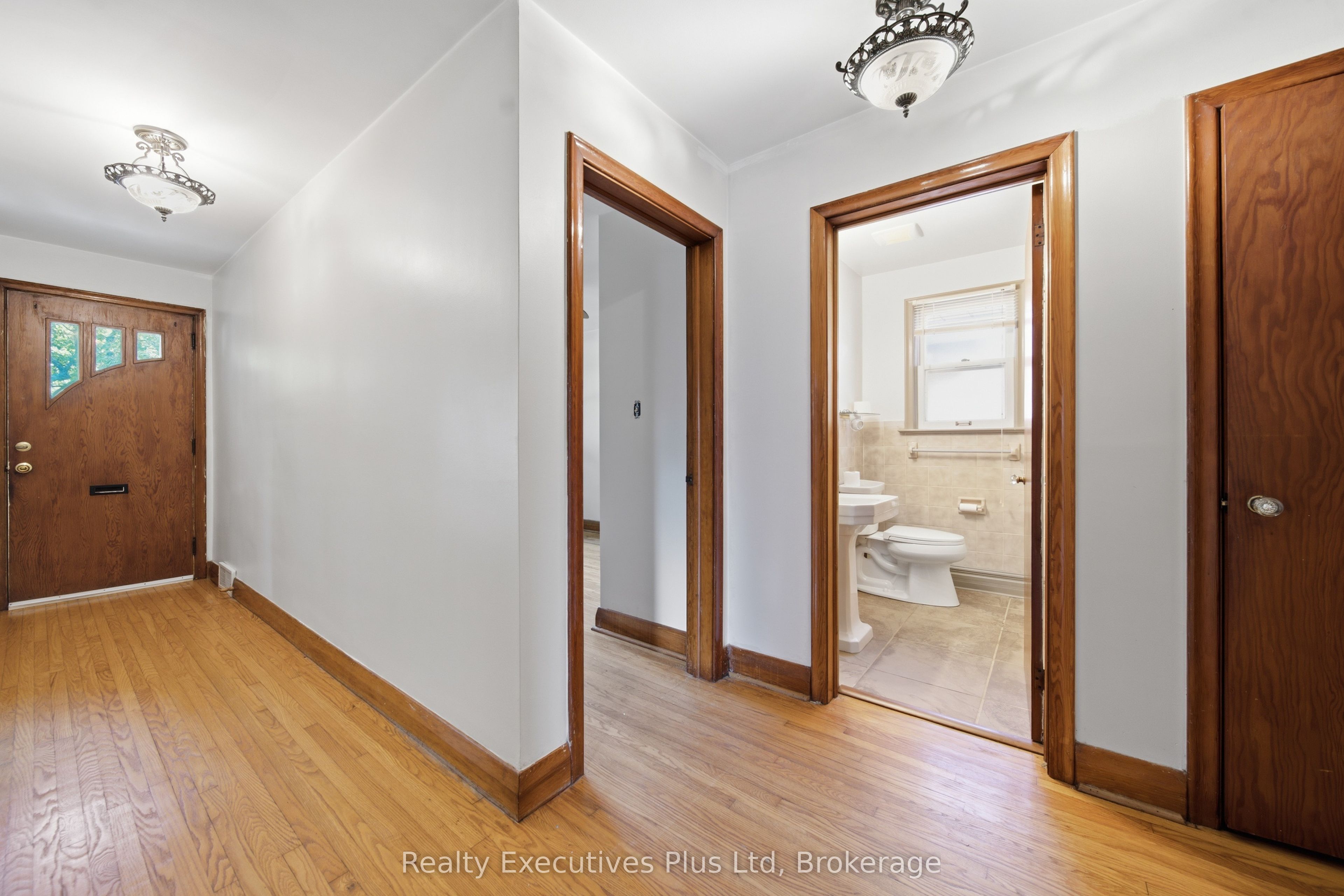 361 Metcalfe Street Property Photo 10
