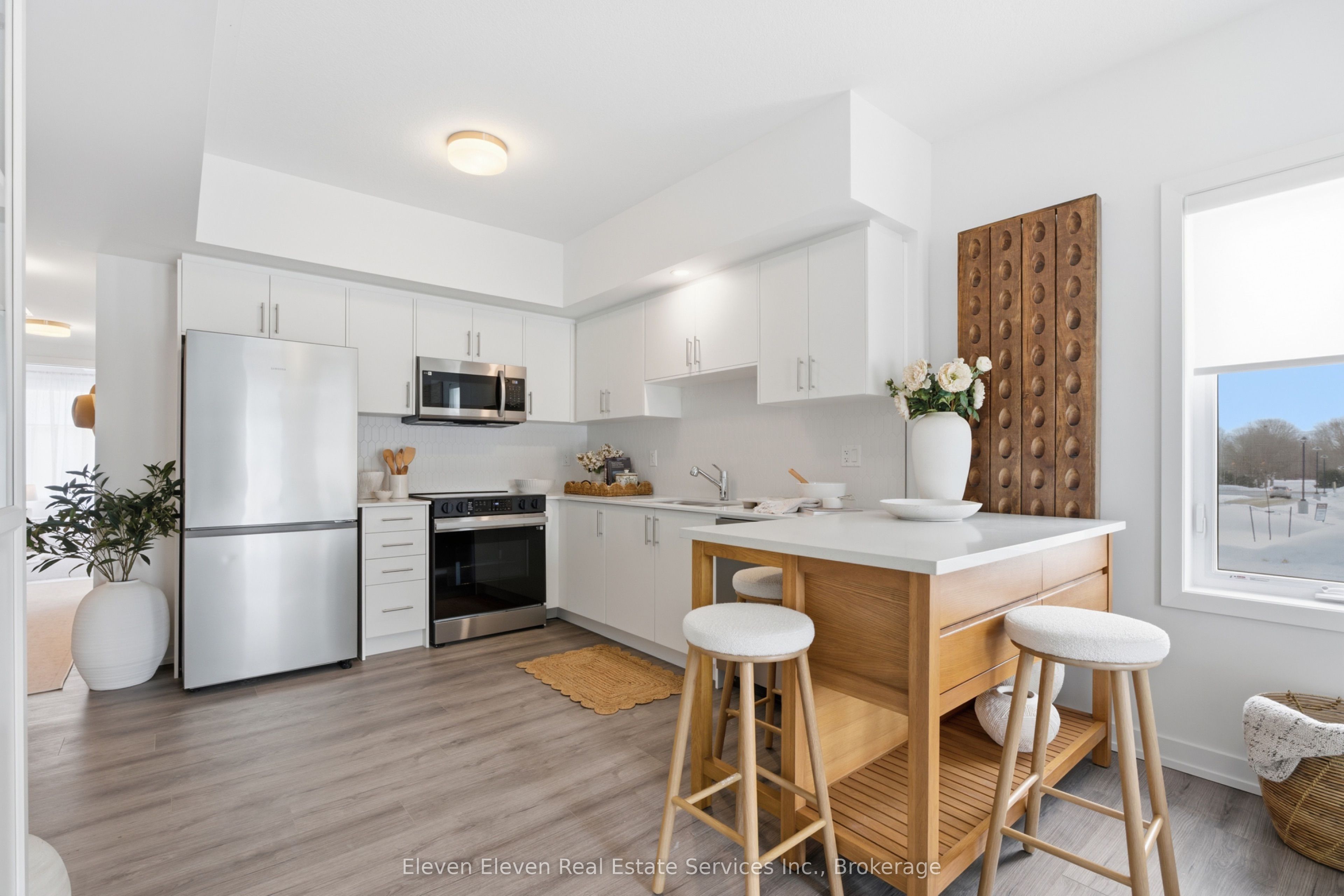 331 Clair Road E 55 Property Photo 7