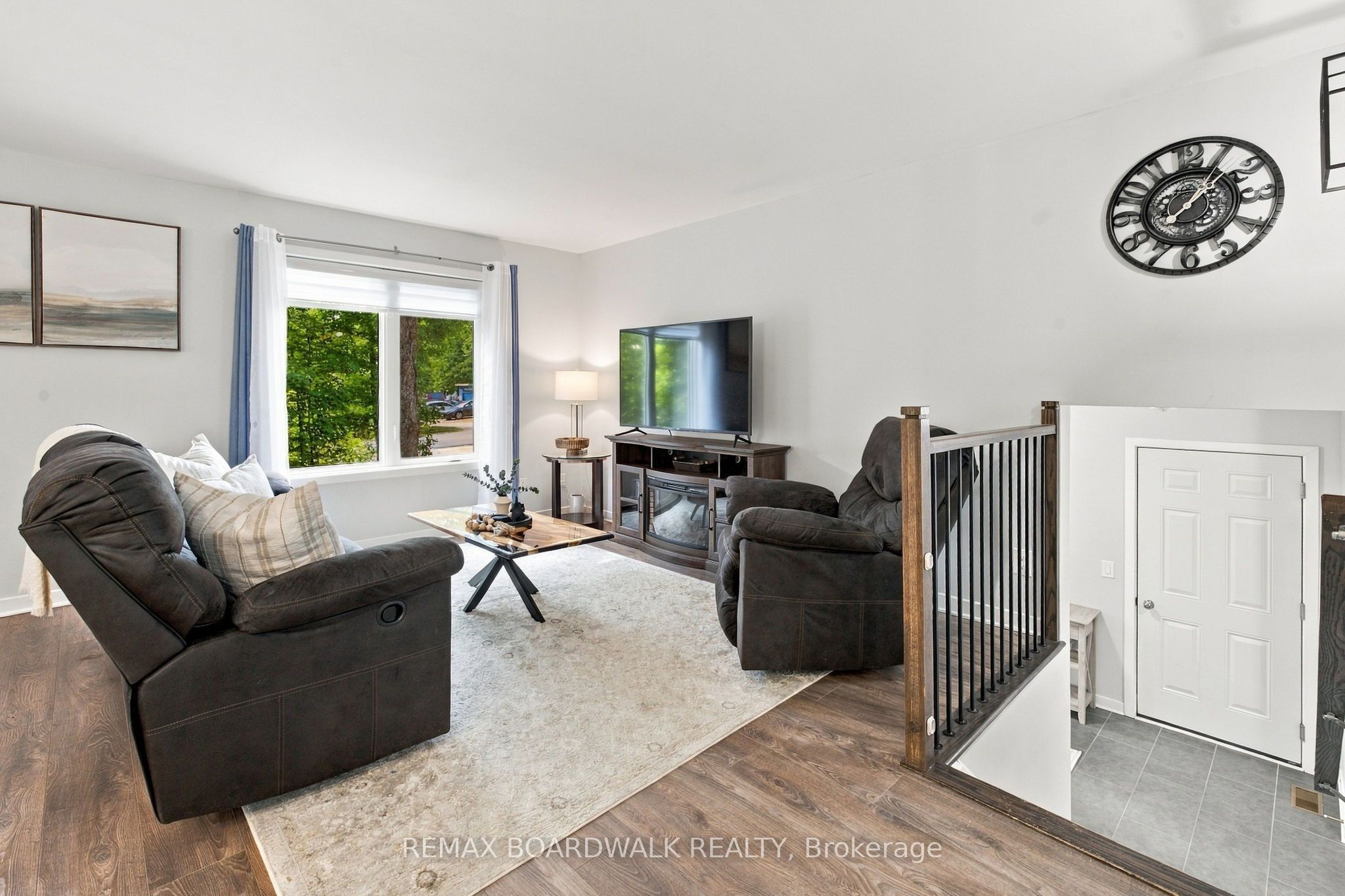 176 Maple Street Property Photo 5