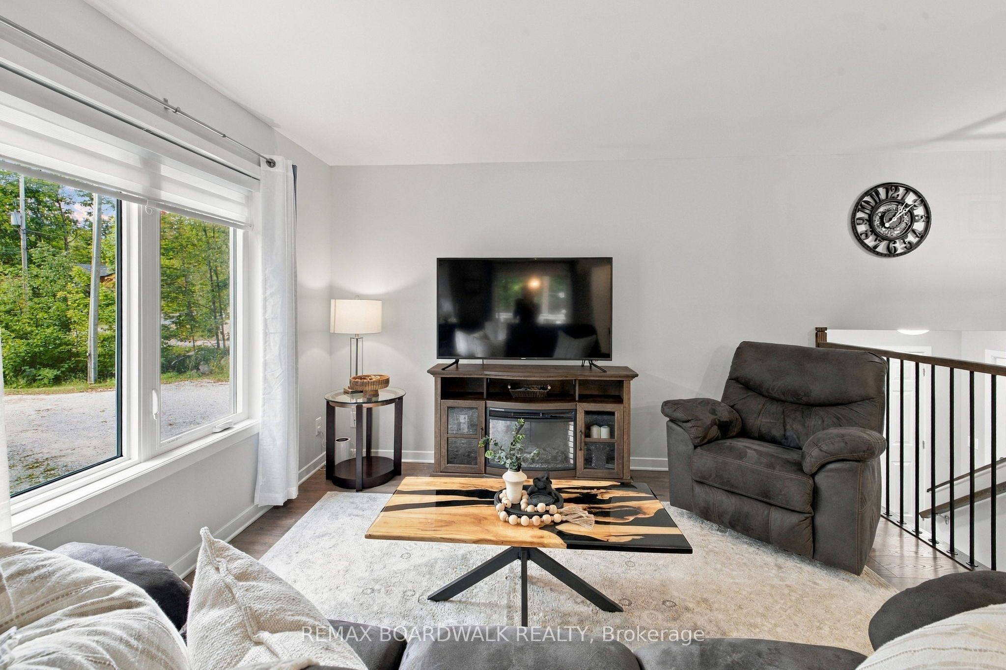 176 Maple Street Property Photo 7