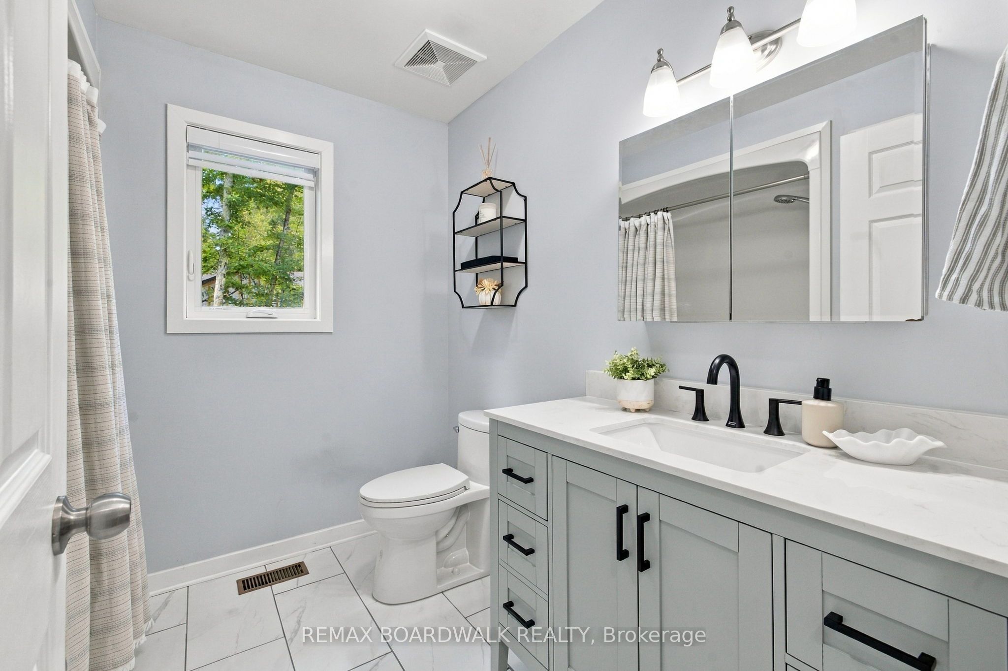 176 Maple Street Property Photo 25