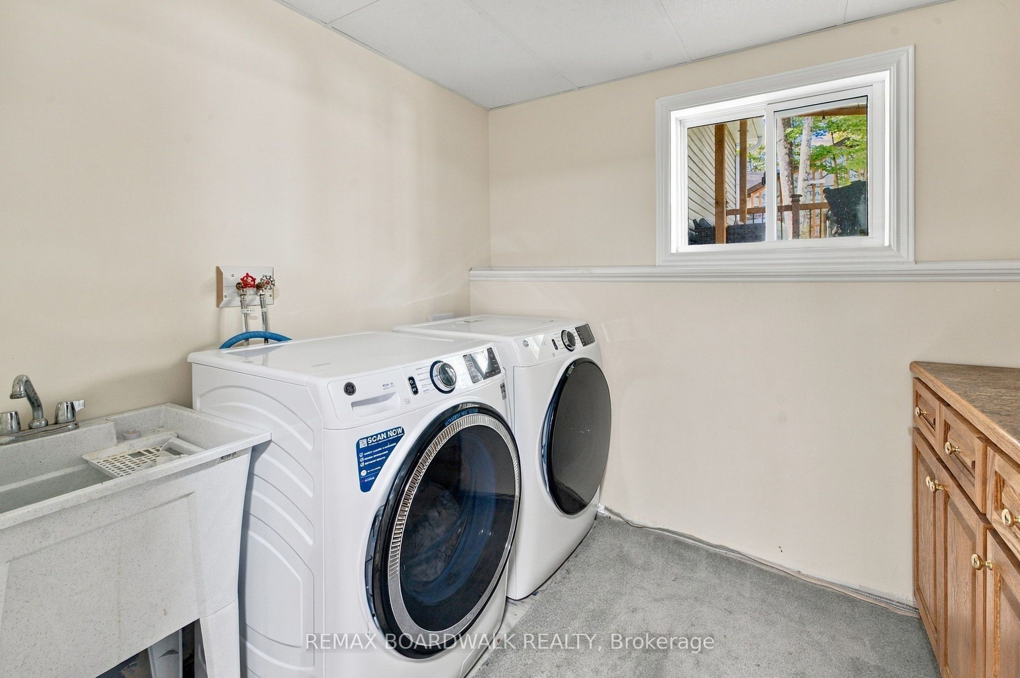 176 Maple Street Property Photo 33