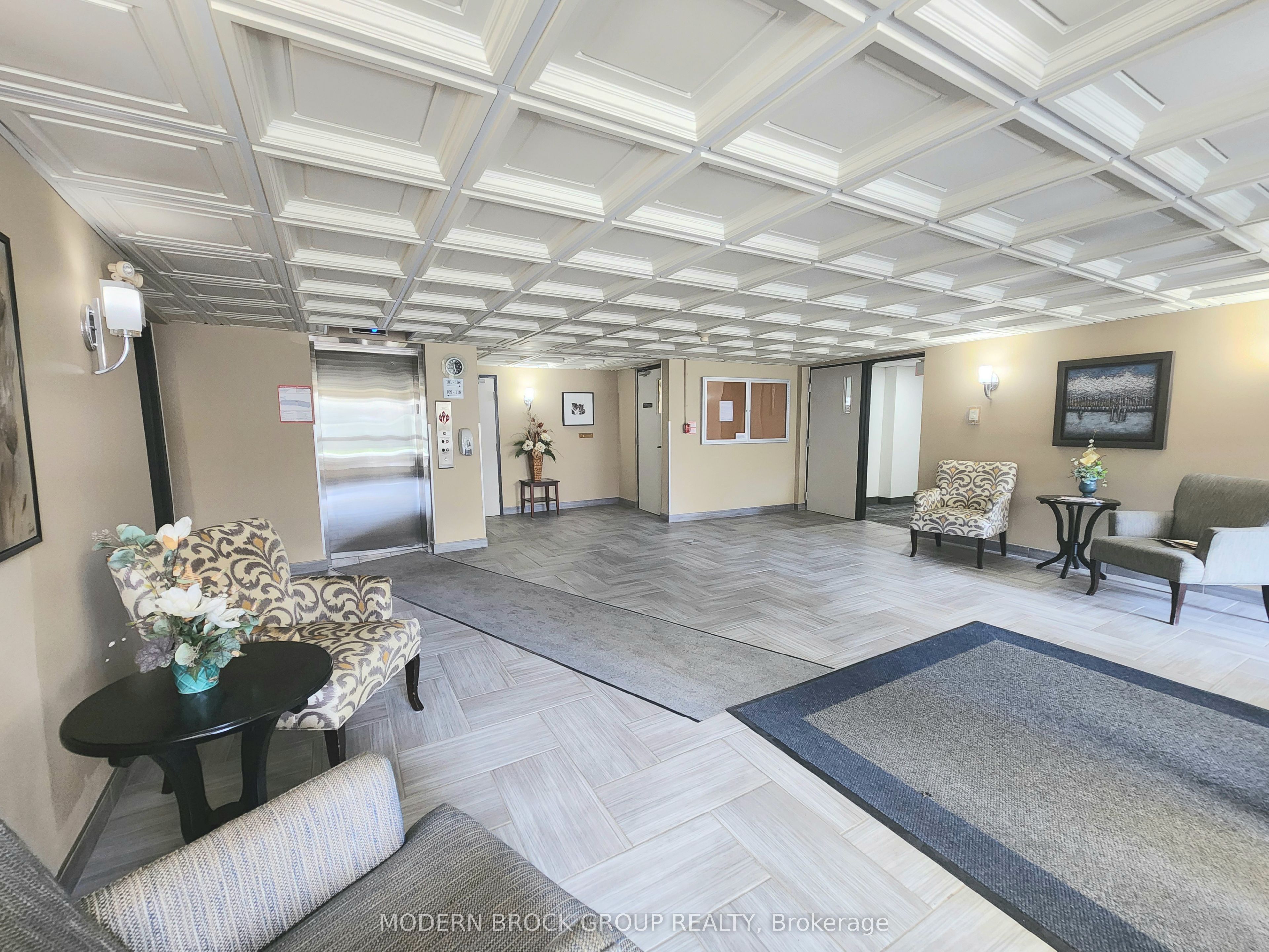 820 Laurier Boulevard 318 Property Photo 6