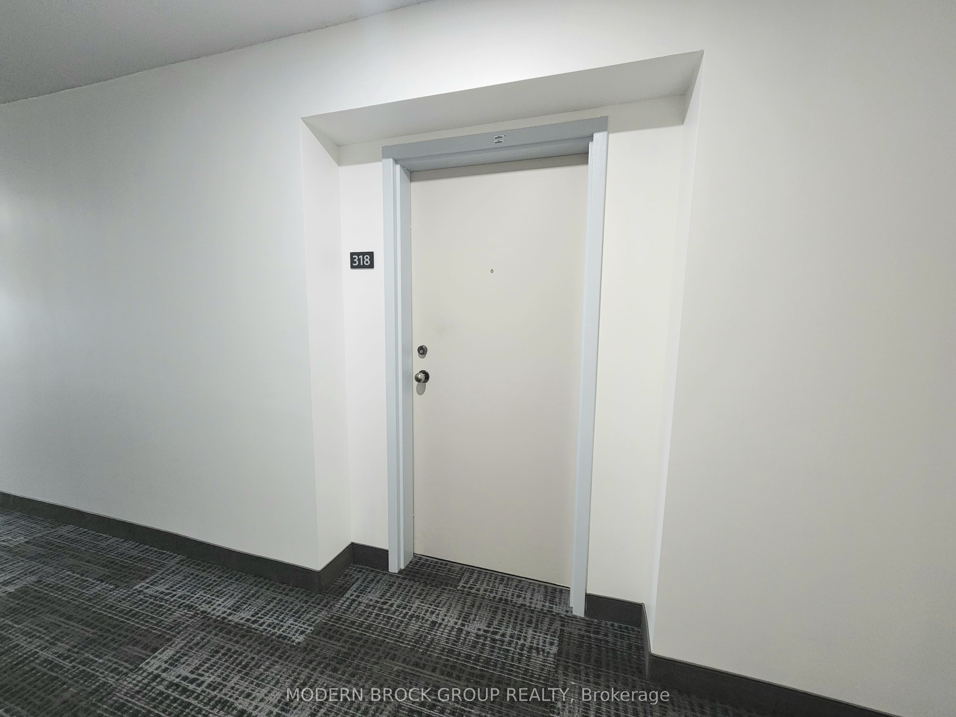 820 Laurier Boulevard 318 Property Photo 7