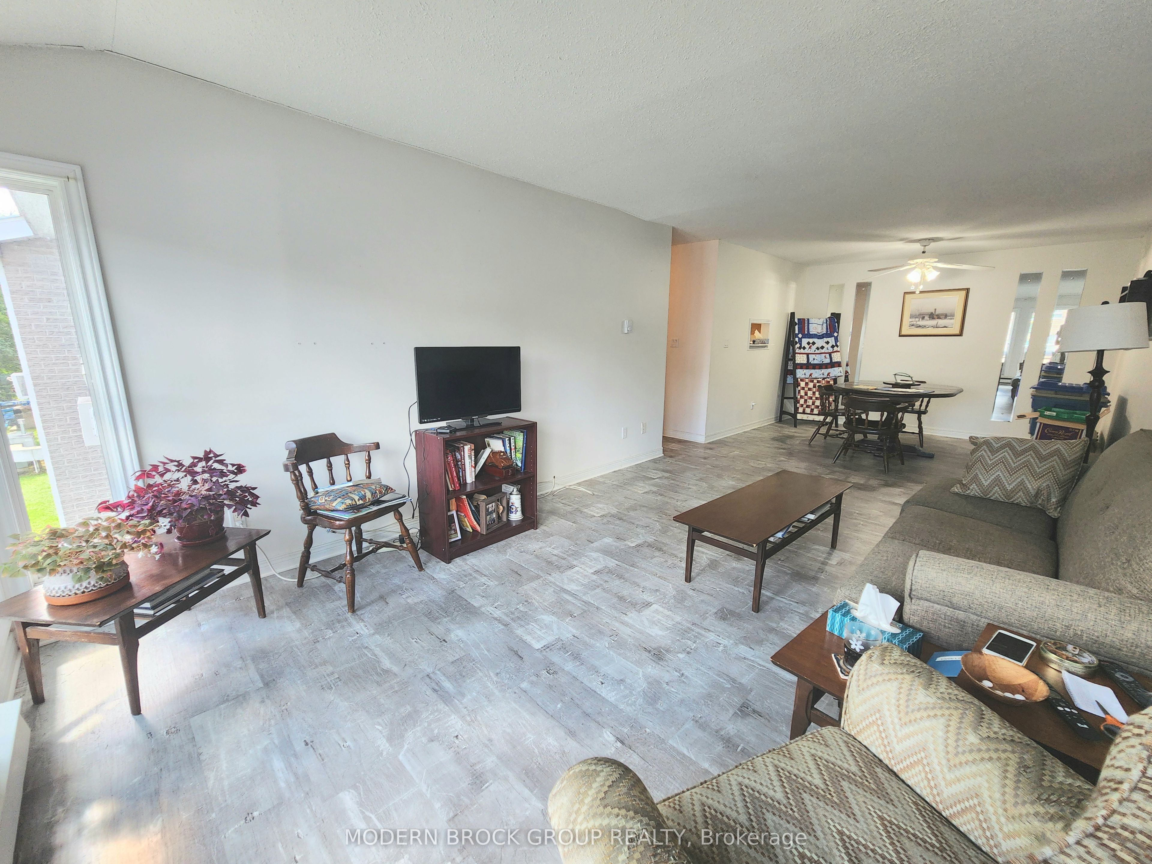 820 Laurier Boulevard 318 Property Photo 10