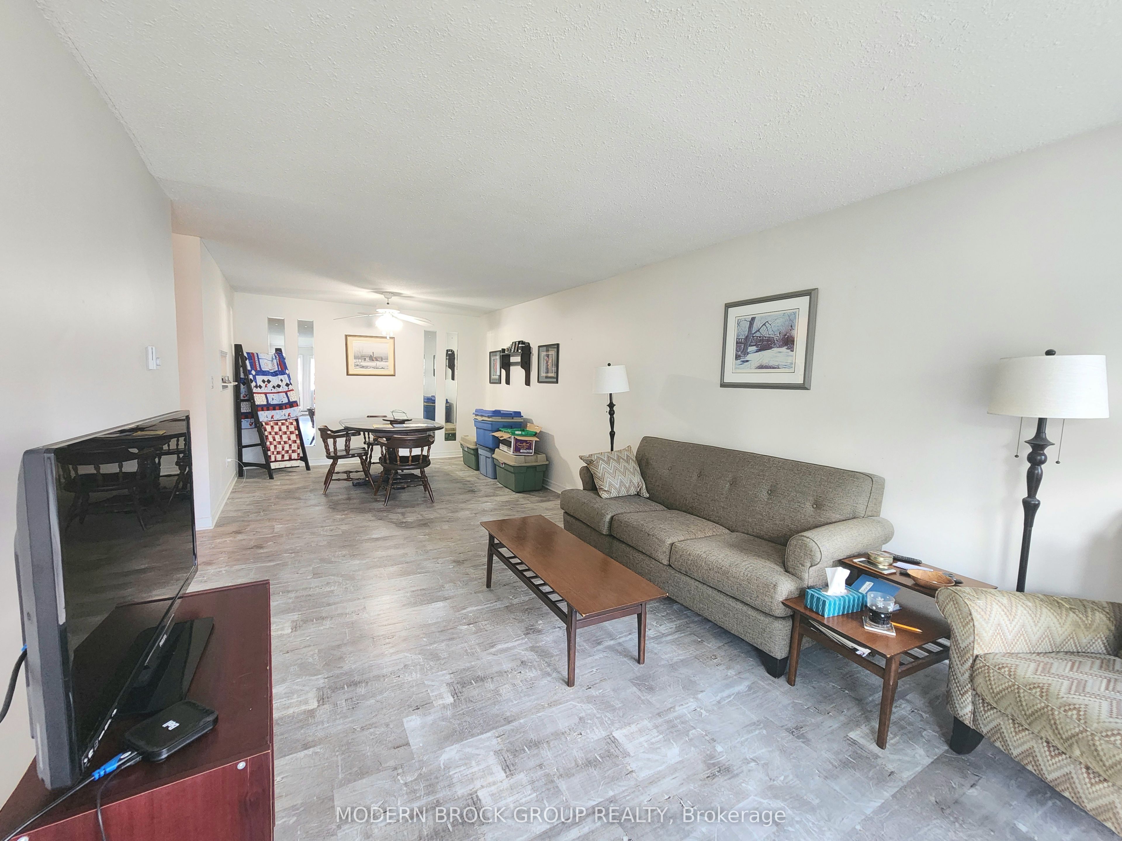 820 Laurier Boulevard 318 Property Photo 12