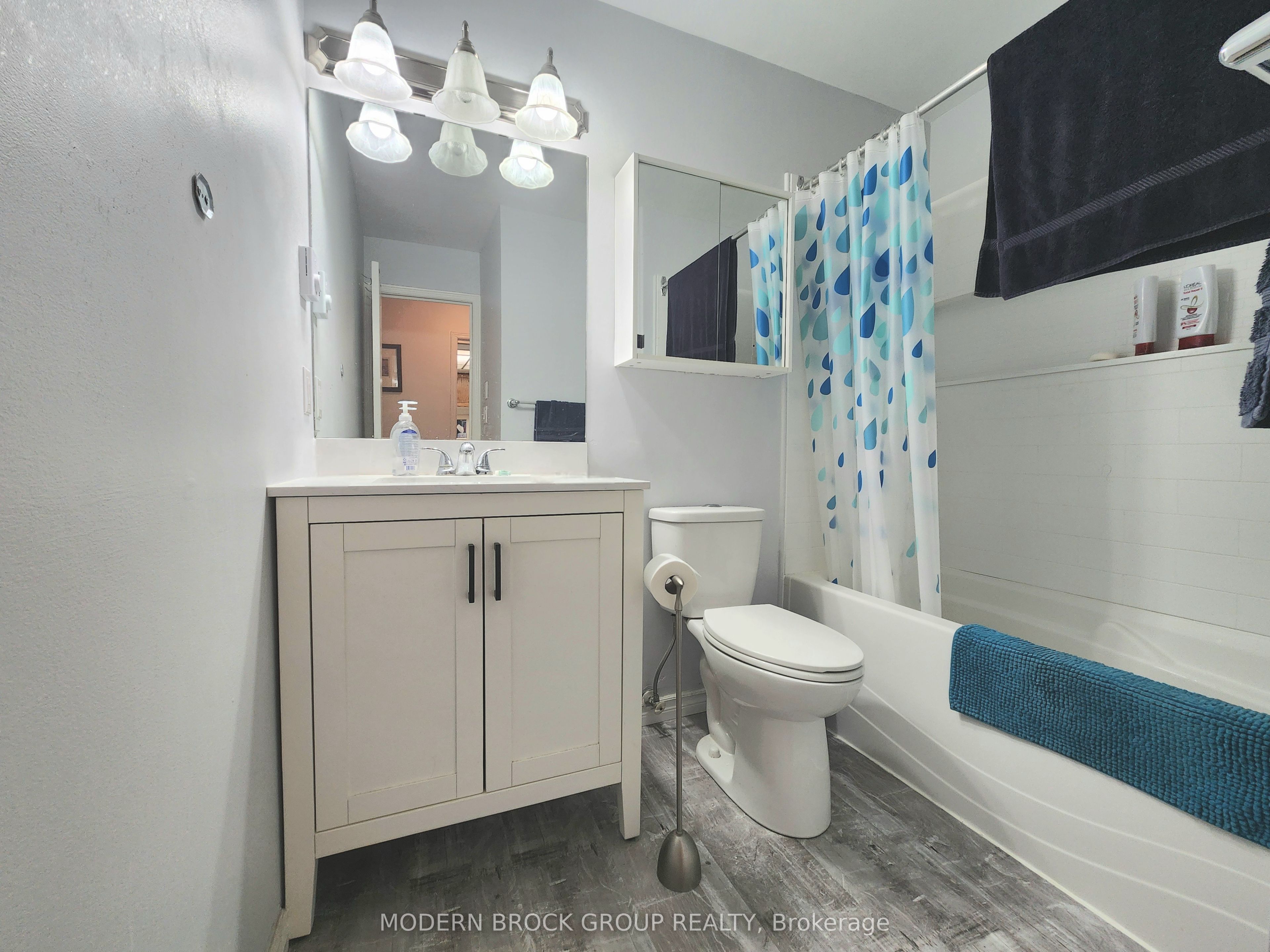 820 Laurier Boulevard 318 Property Photo 22
