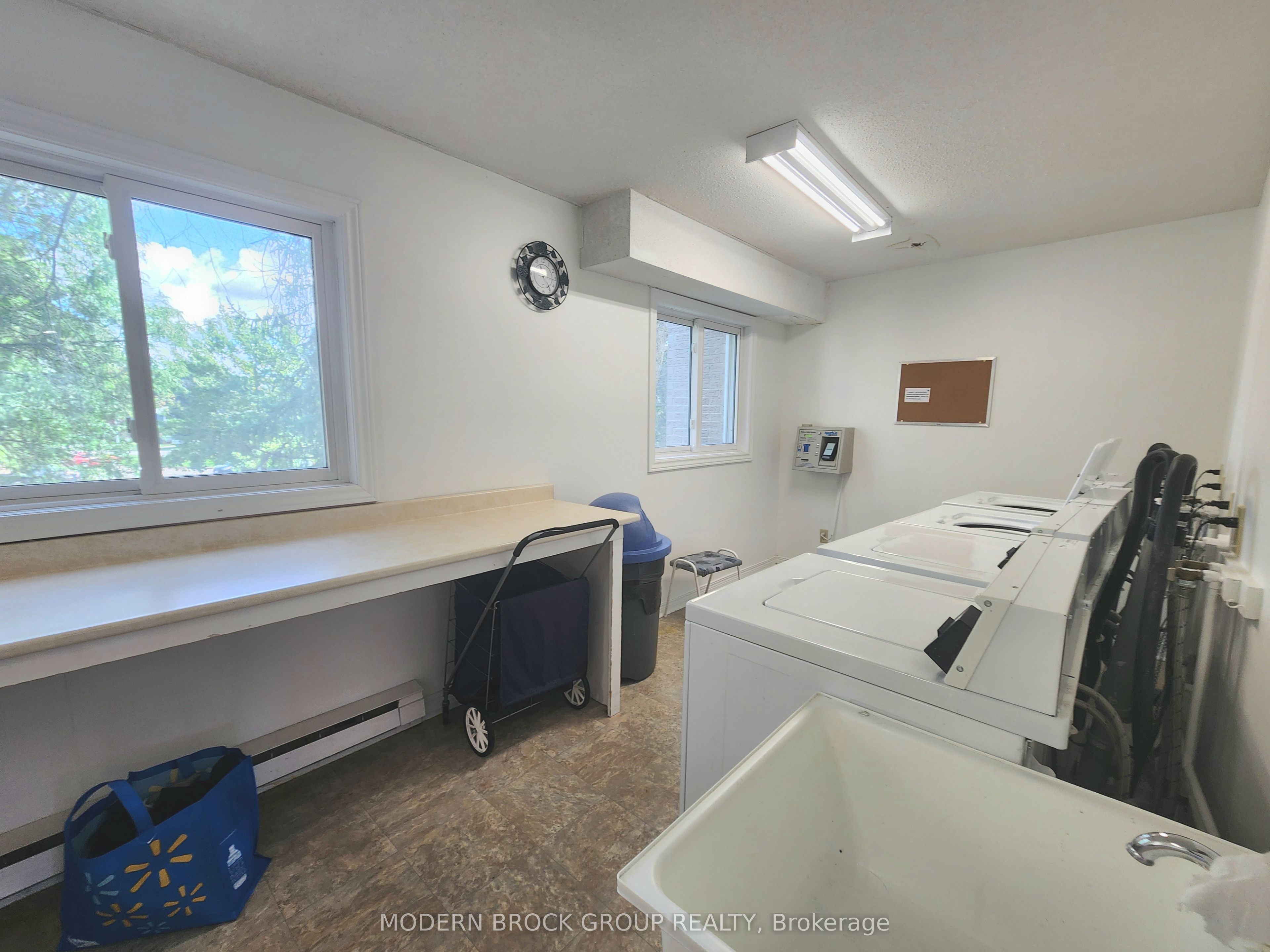820 Laurier Boulevard 318 Property Photo 25