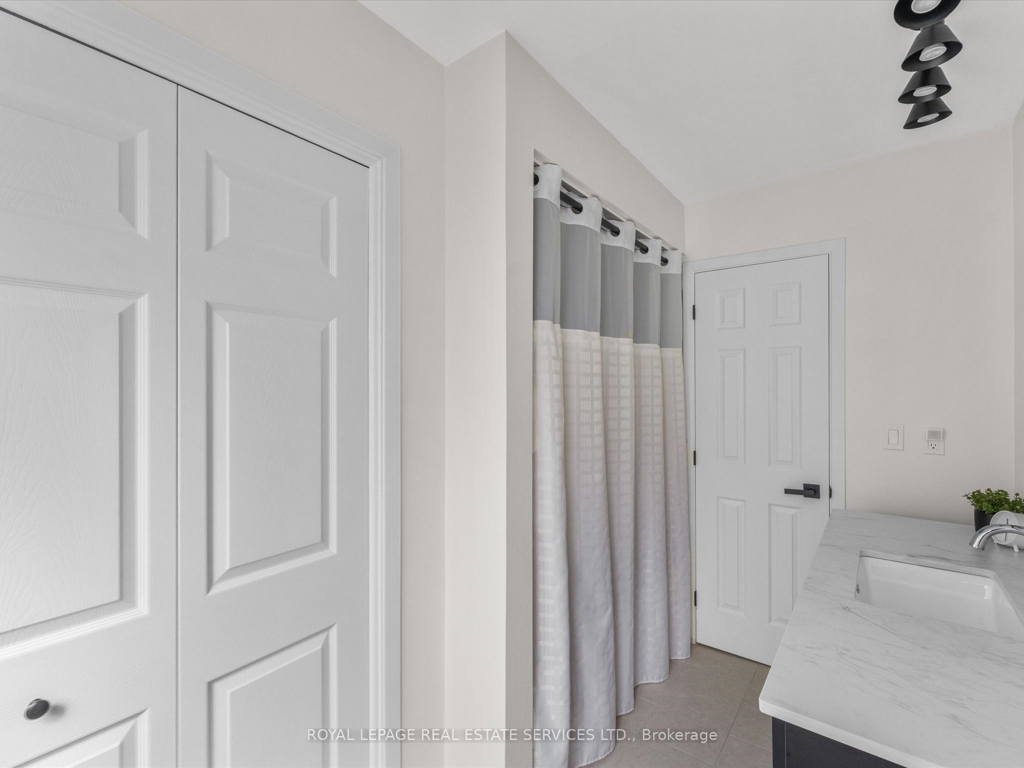 272 Taylor Road Property Photo 26