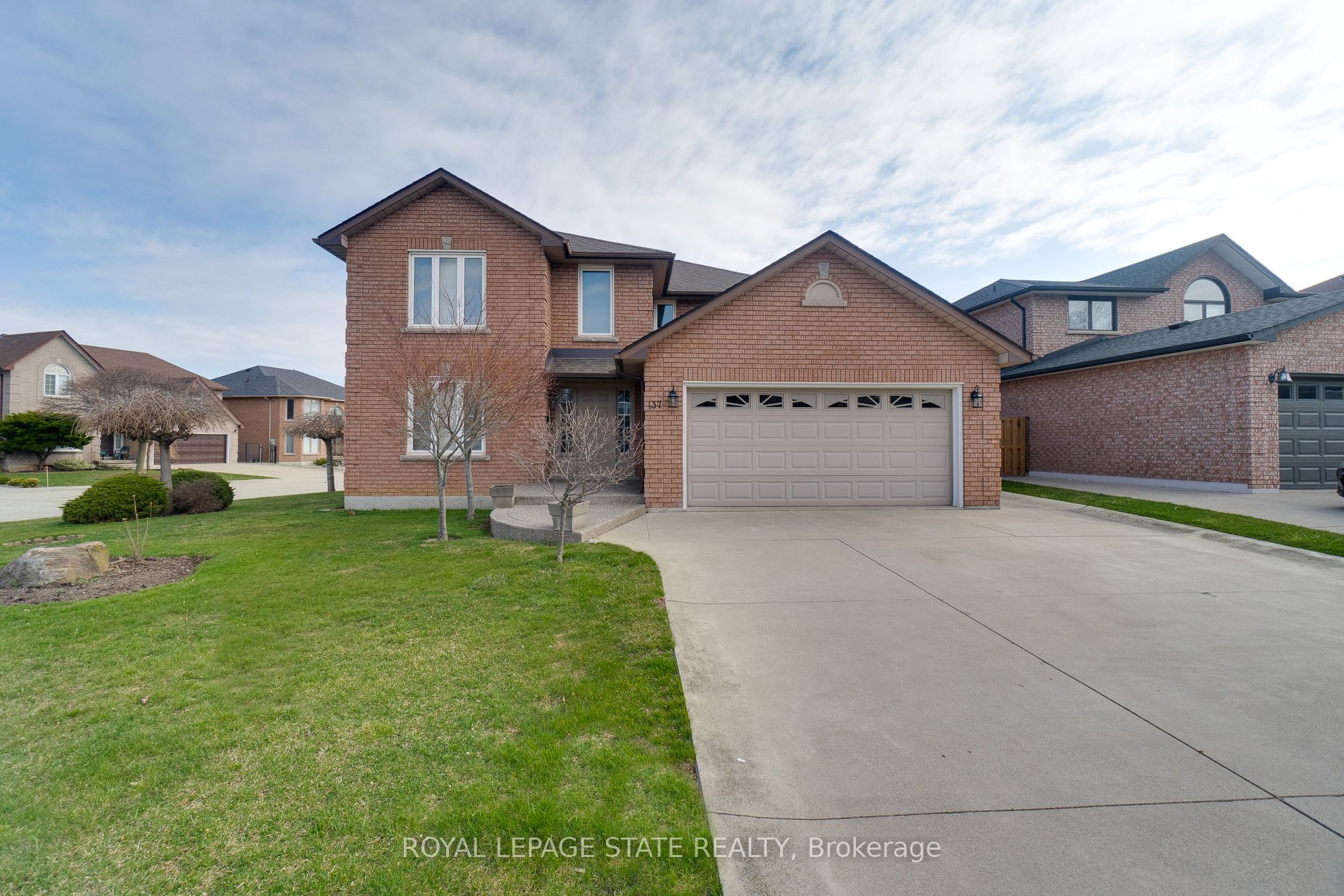 137 National Drive Property Photo 6