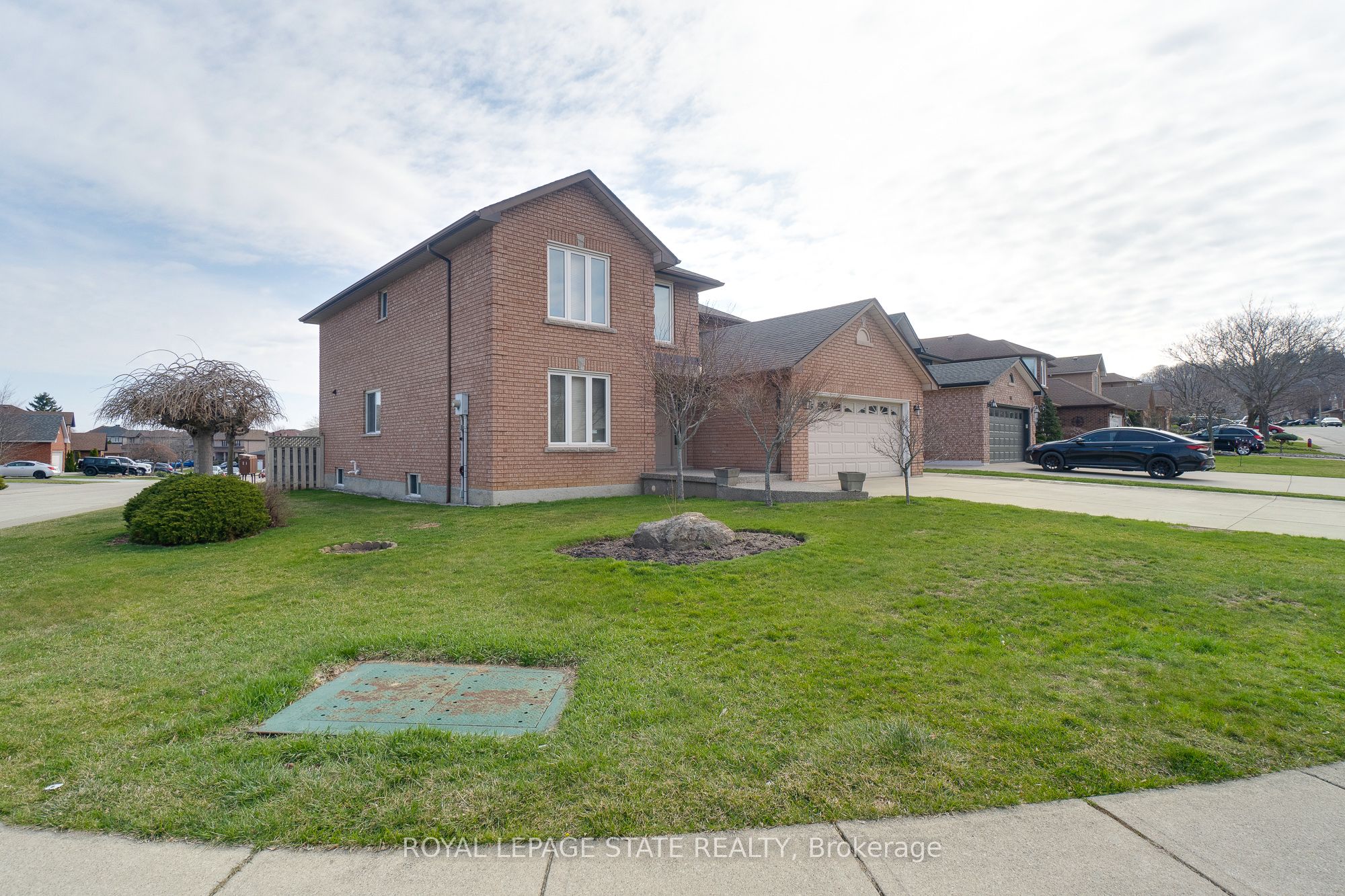 137 National Drive Property Photo 9