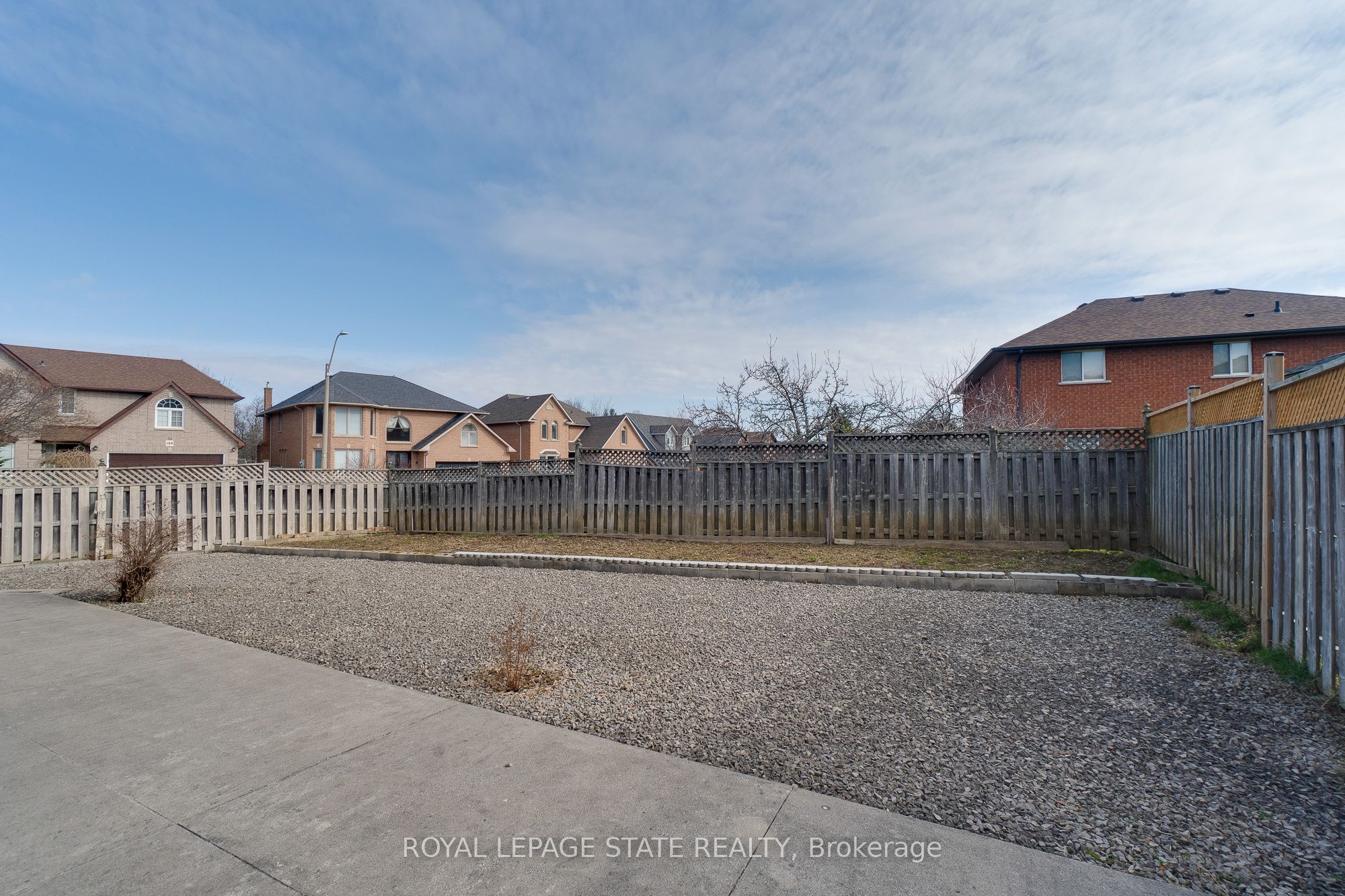 137 National Drive Property Photo 13