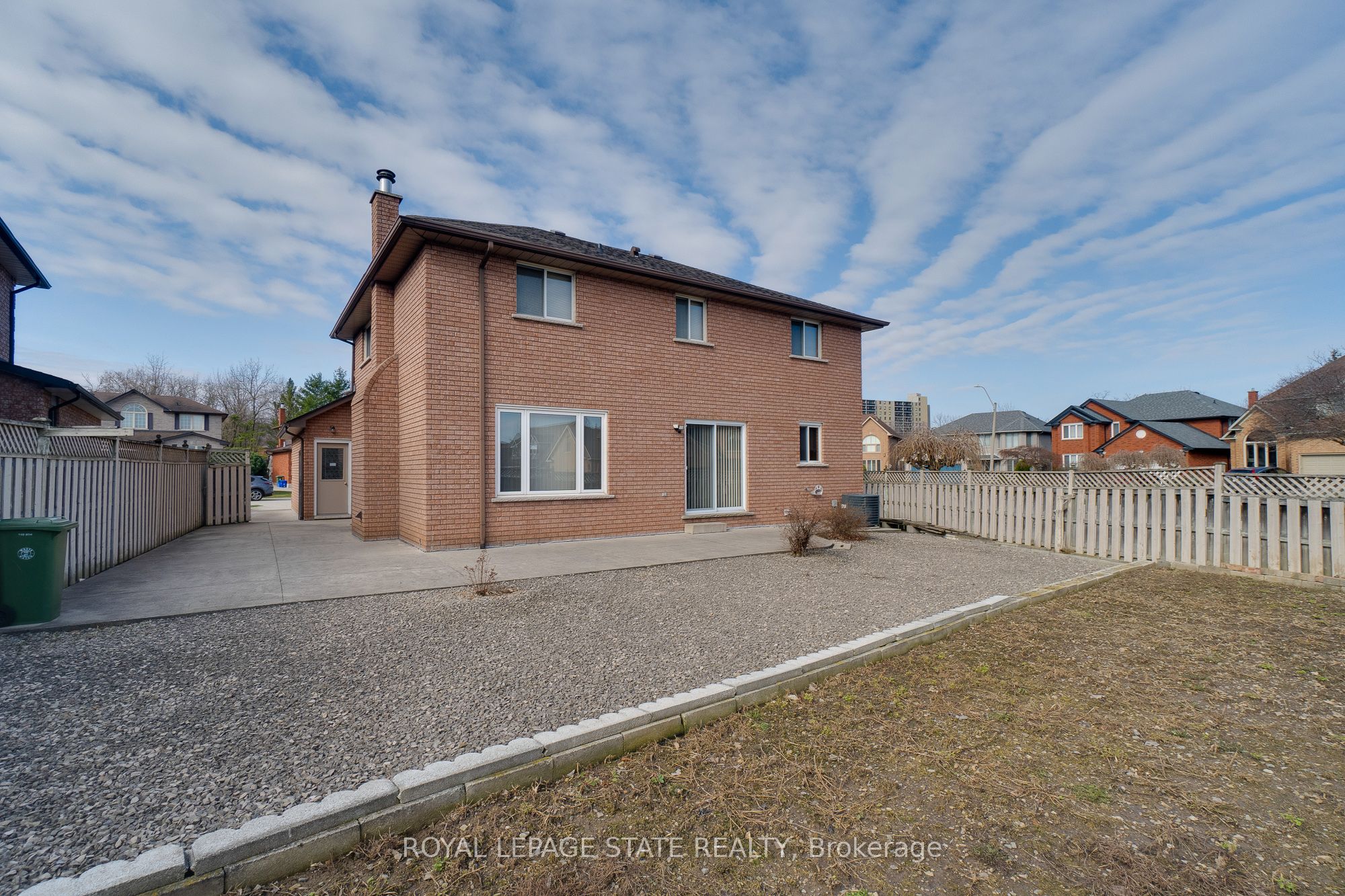 137 National Drive Property Photo 14