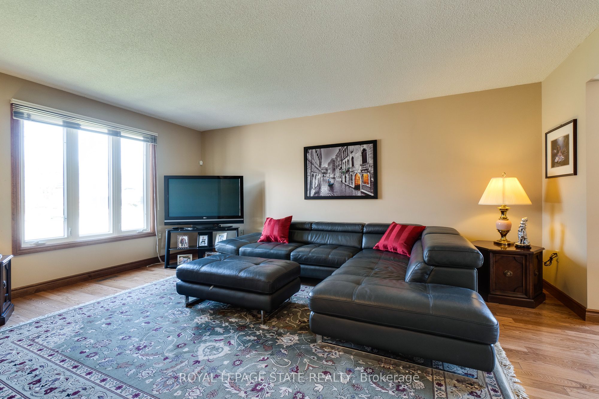 137 National Drive Property Photo 19