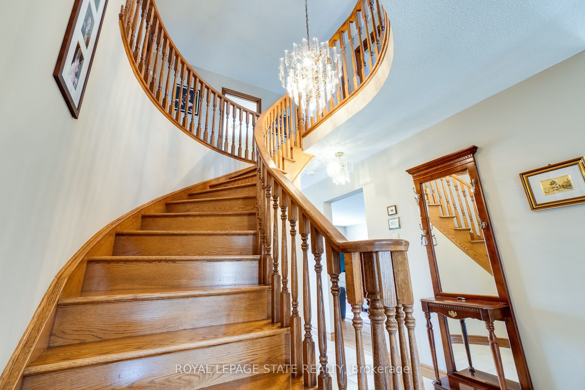 137 National Drive Property Photo 34