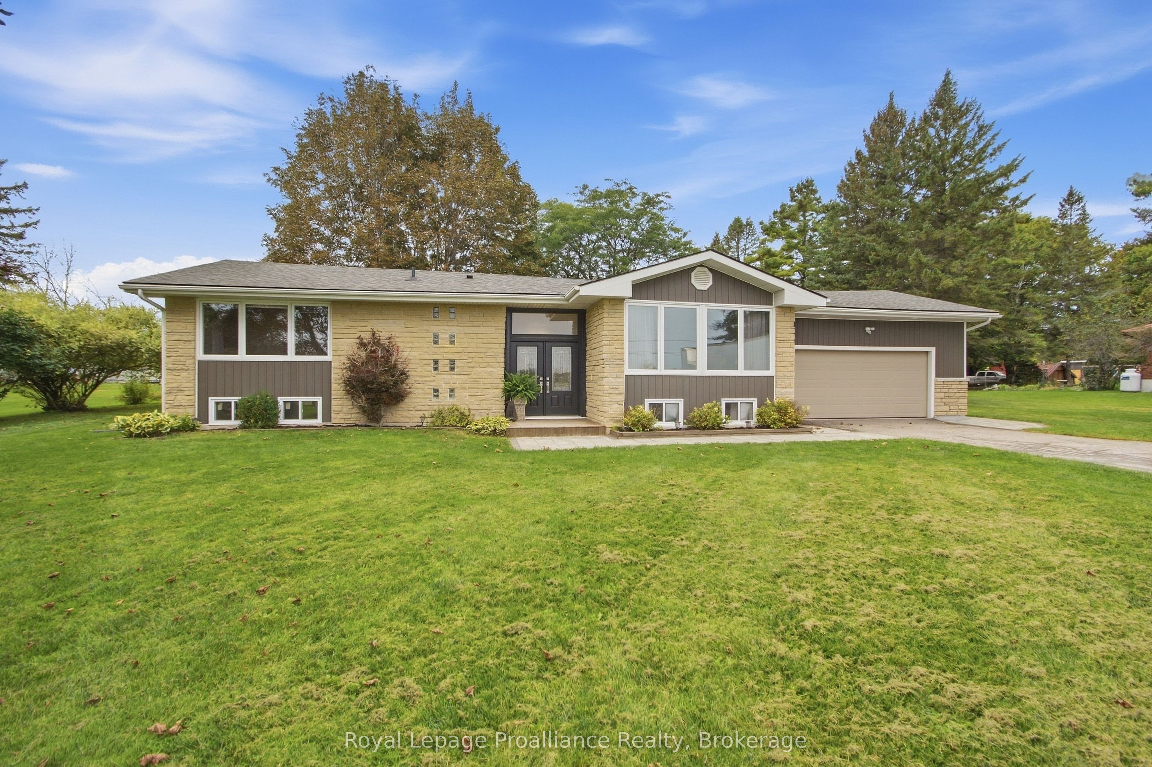 328 Ritz Road Property Photo 1