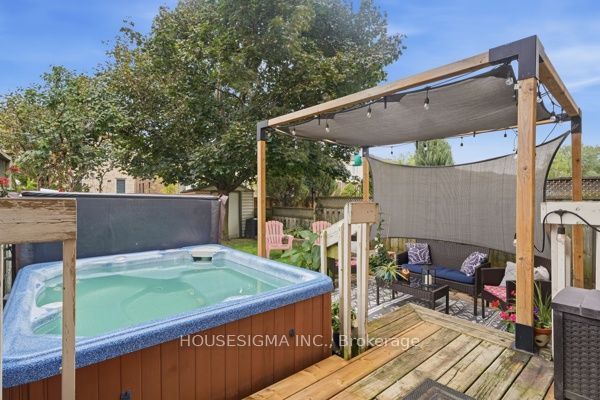 113 Essex Point Drive Property Photo 10