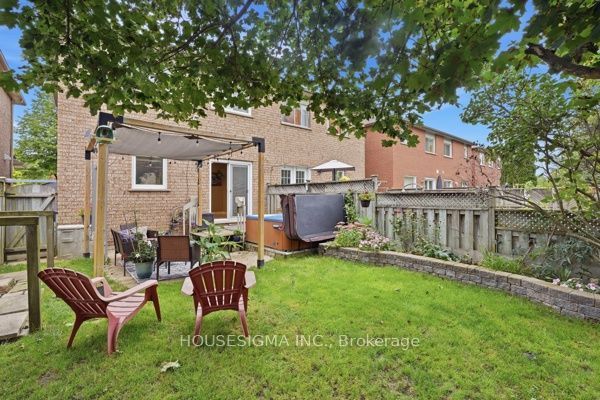 113 Essex Point Drive Property Photo 11