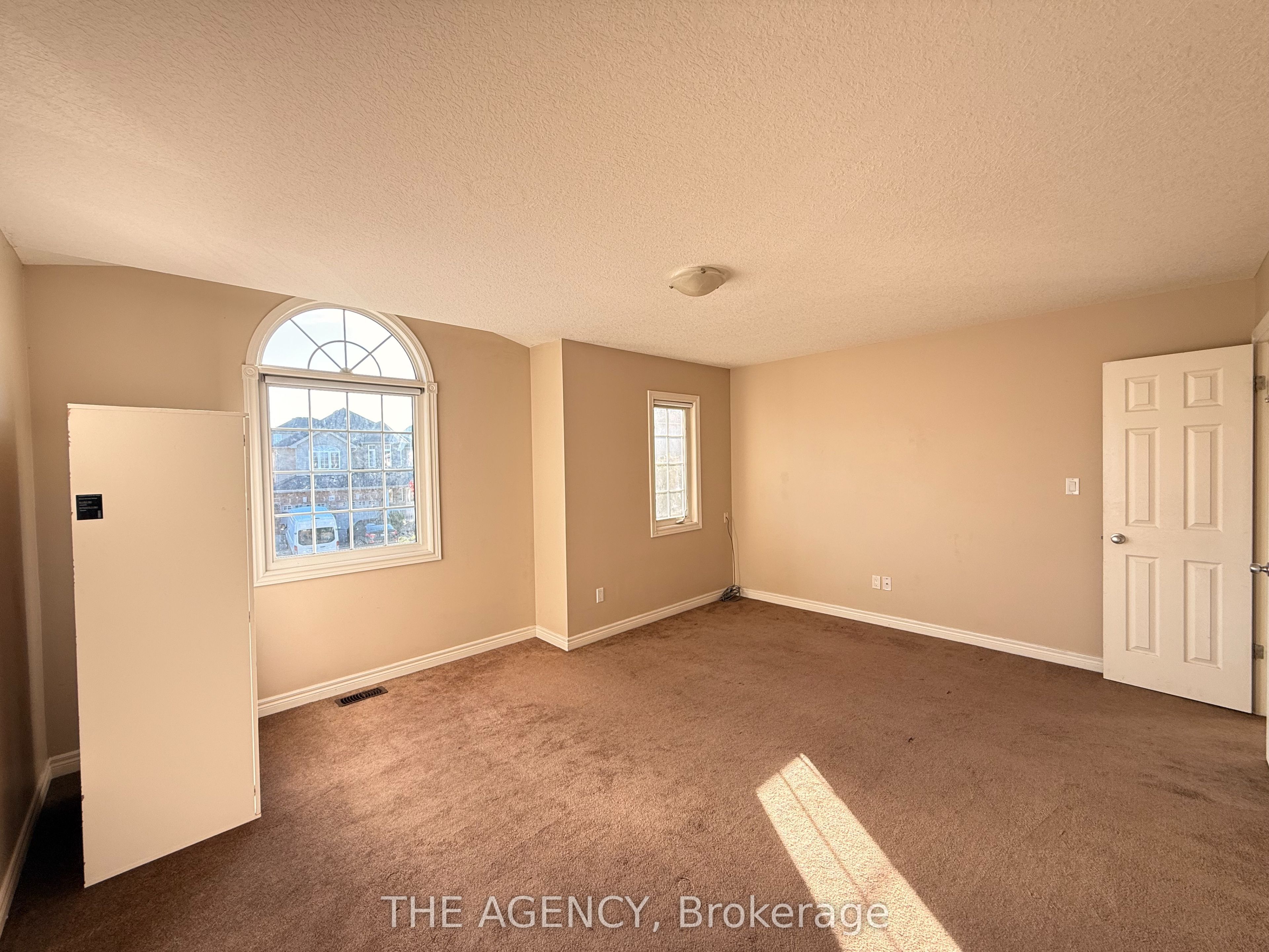 31 Dougall Street Property Photo 23