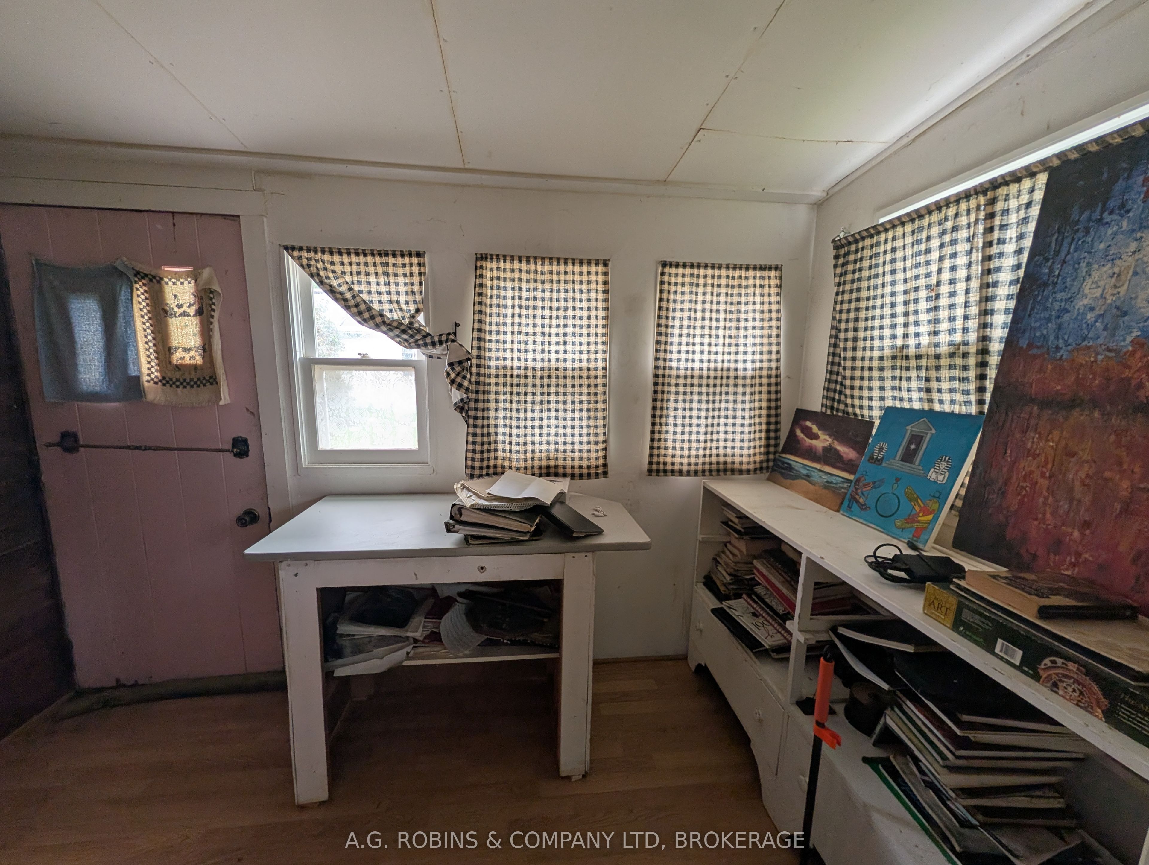 12040 Lakeshore Road Property Photo 30