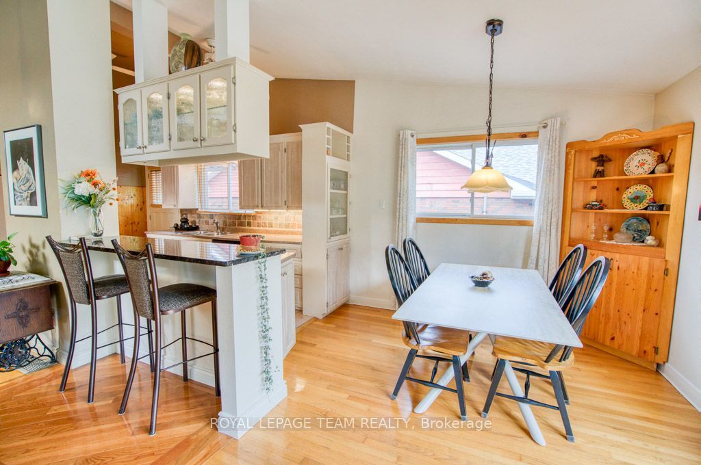 220 Ancaster Avenue Property Photo 13