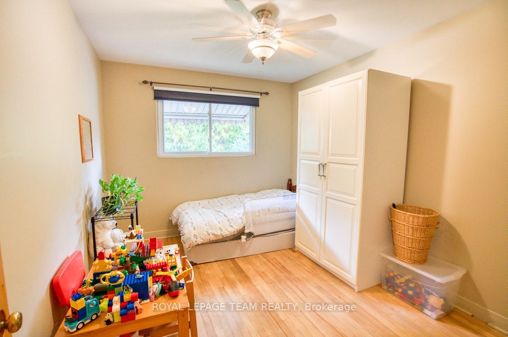 220 Ancaster Avenue Property Photo 29